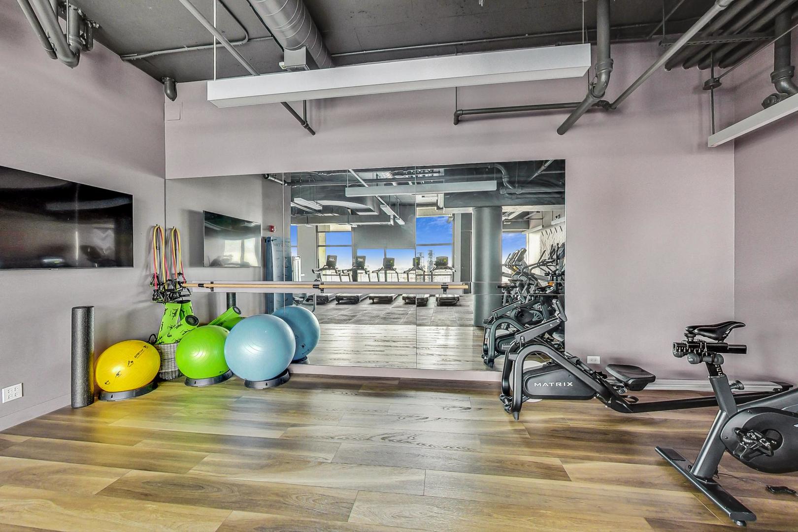 1530 S State Street Unit: 14O