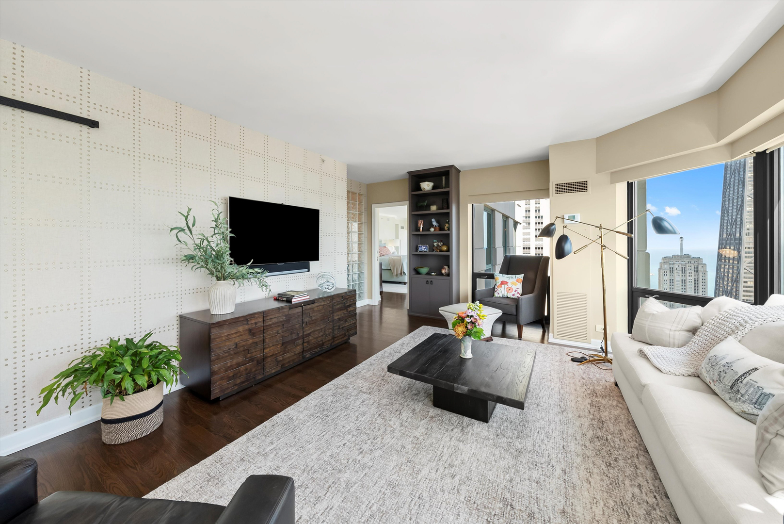 100 E Huron Street Unit: 4503