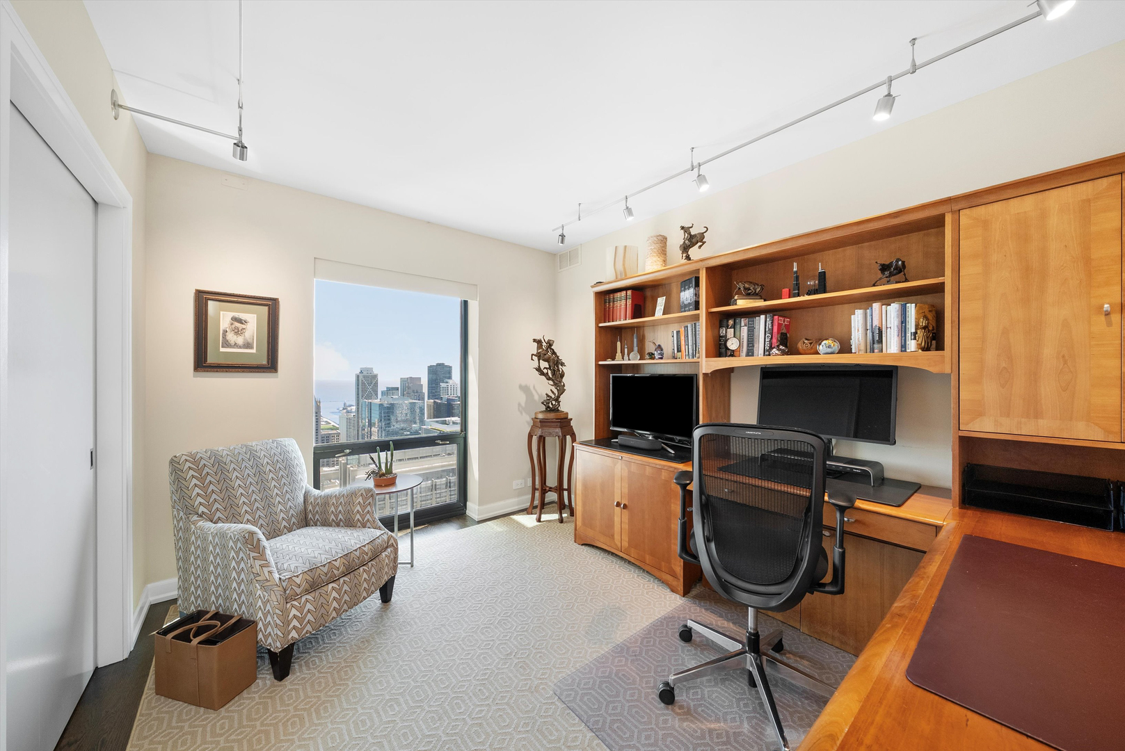 100 E Huron Street Unit: 4503
