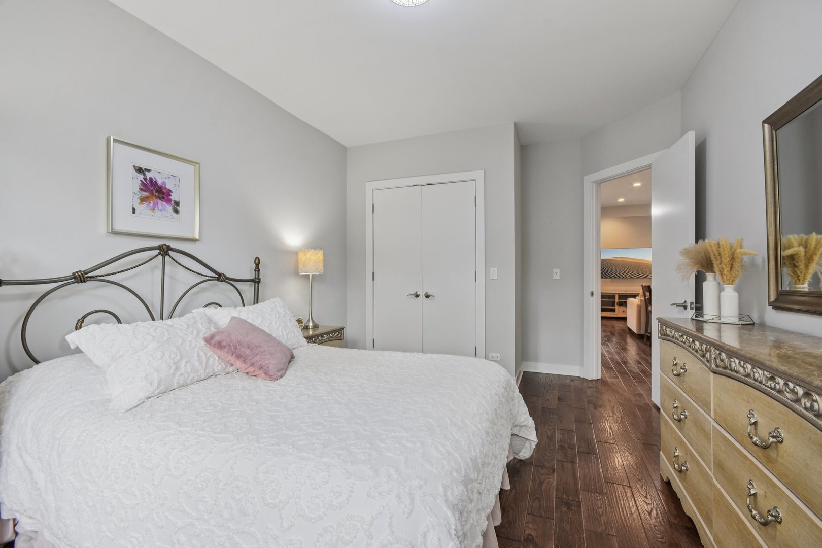 1714 W Grace Street Unit: 2W