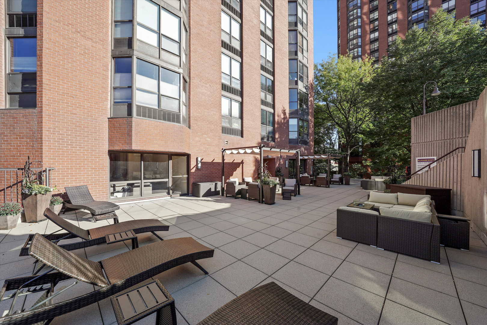 899 S Plymouth Court Unit: 1607