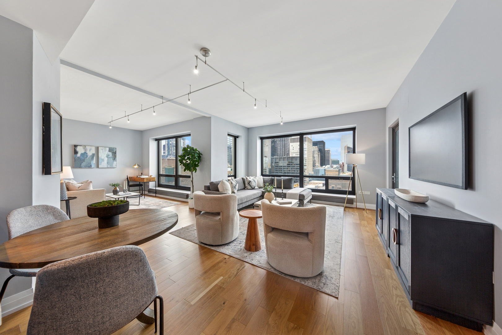 130 N Garland Court Unit: 2612