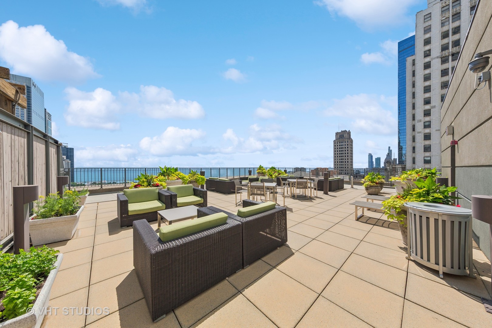 130 N Garland Court Unit: 2612