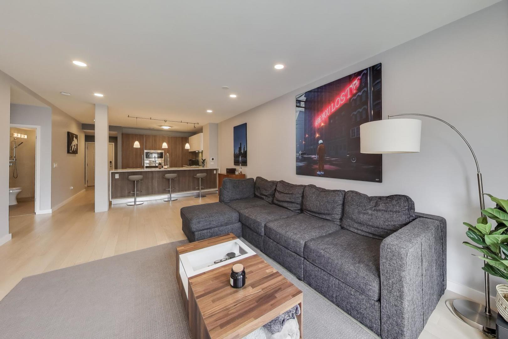 520 N HALSTED Street Unit: 410