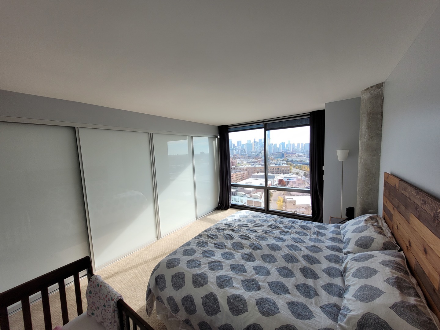 860 W Blackhawk Street Unit: 1502