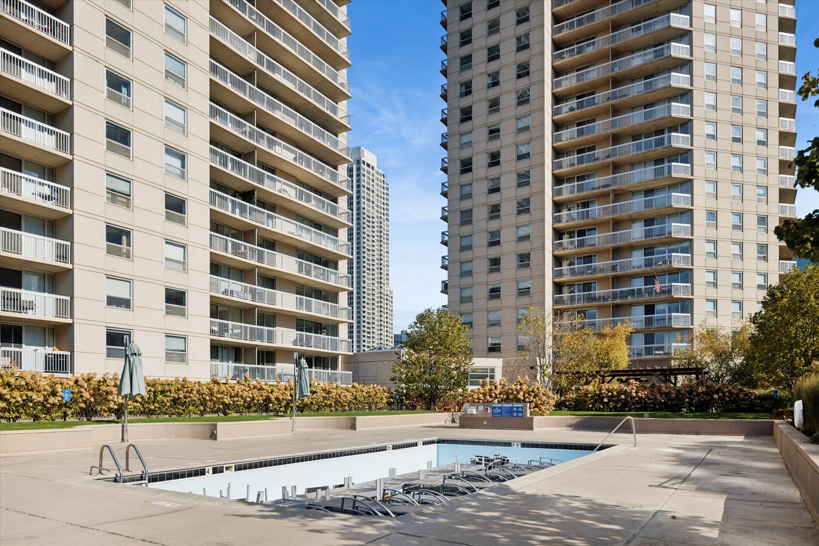 545 N Dearborn Street Unit: 3206