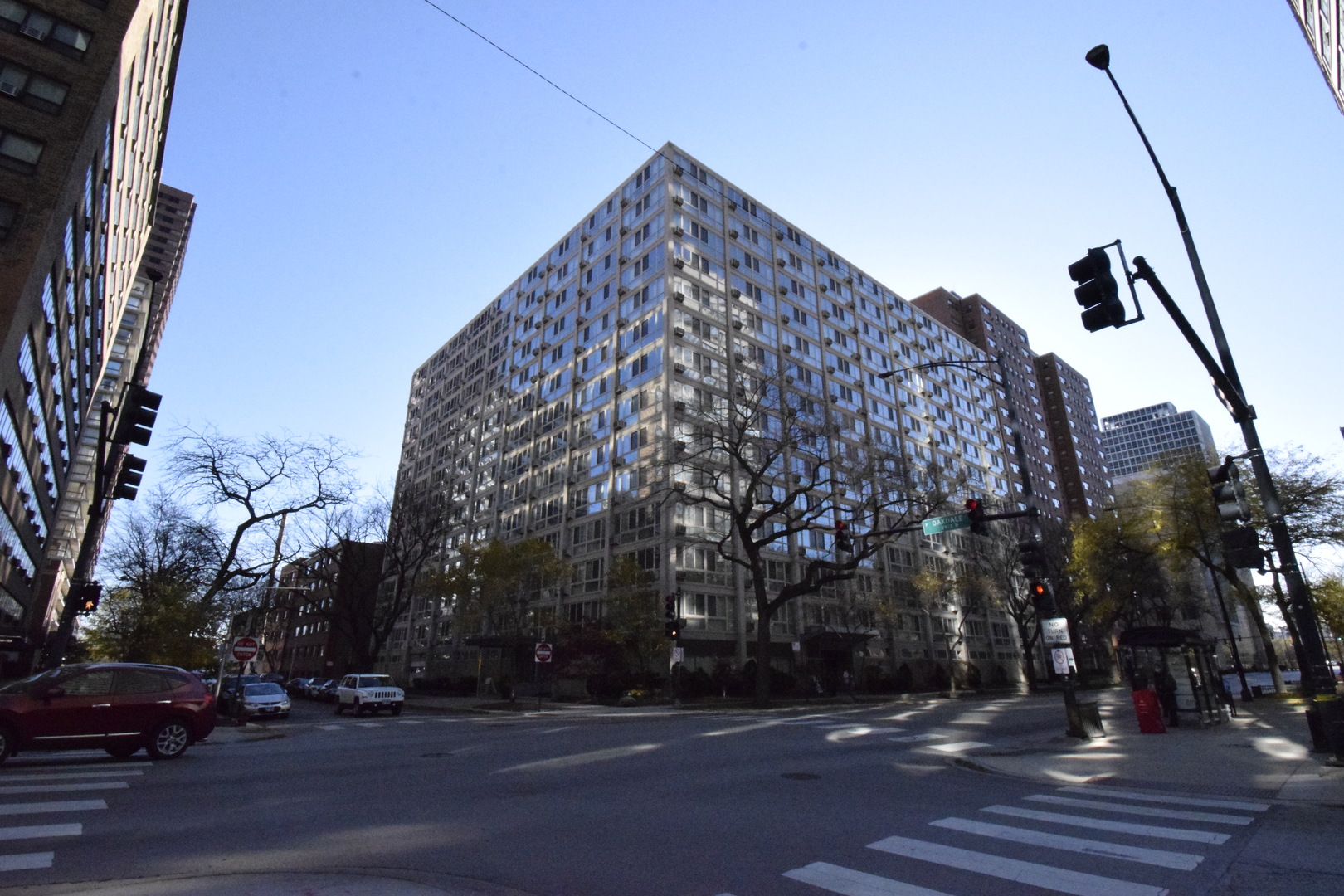 2933 N Sheridan Road Unit: 1201