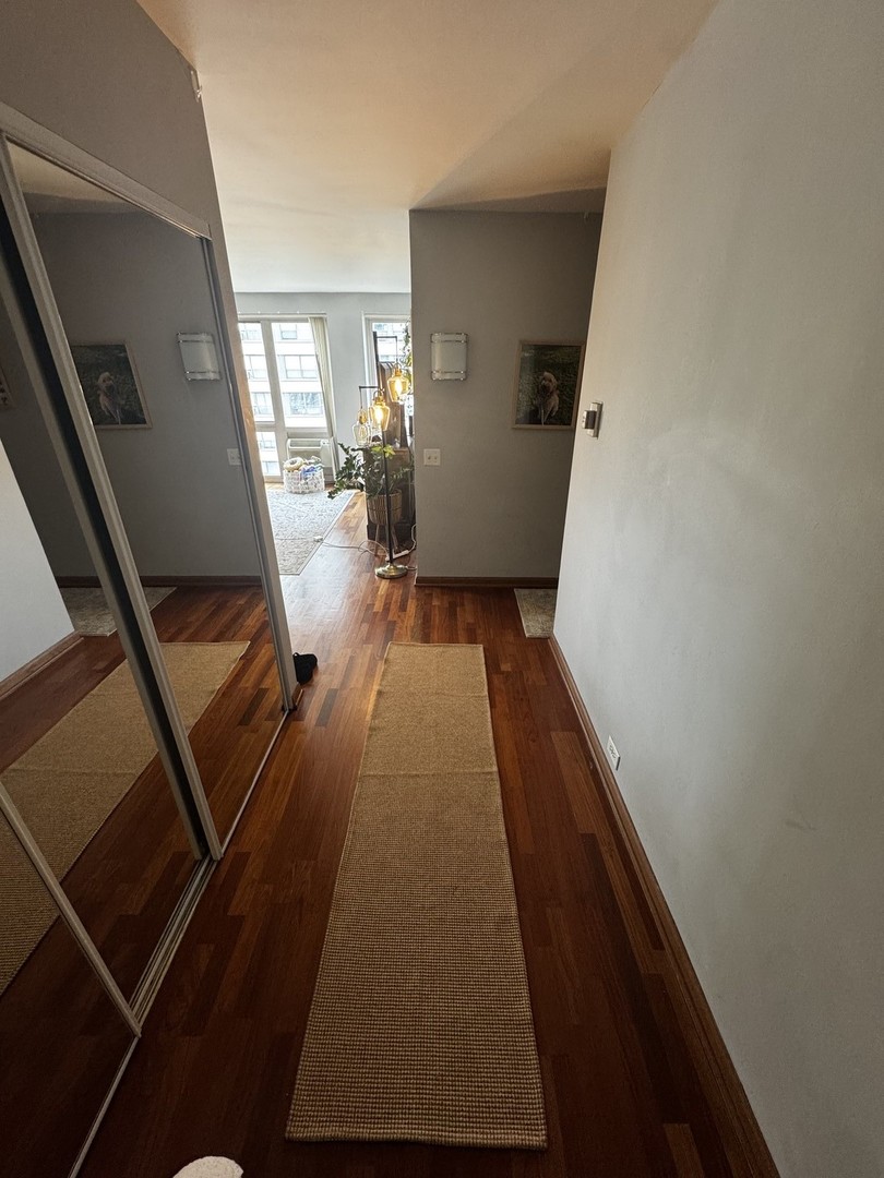 2933 N Sheridan Road Unit: 1201