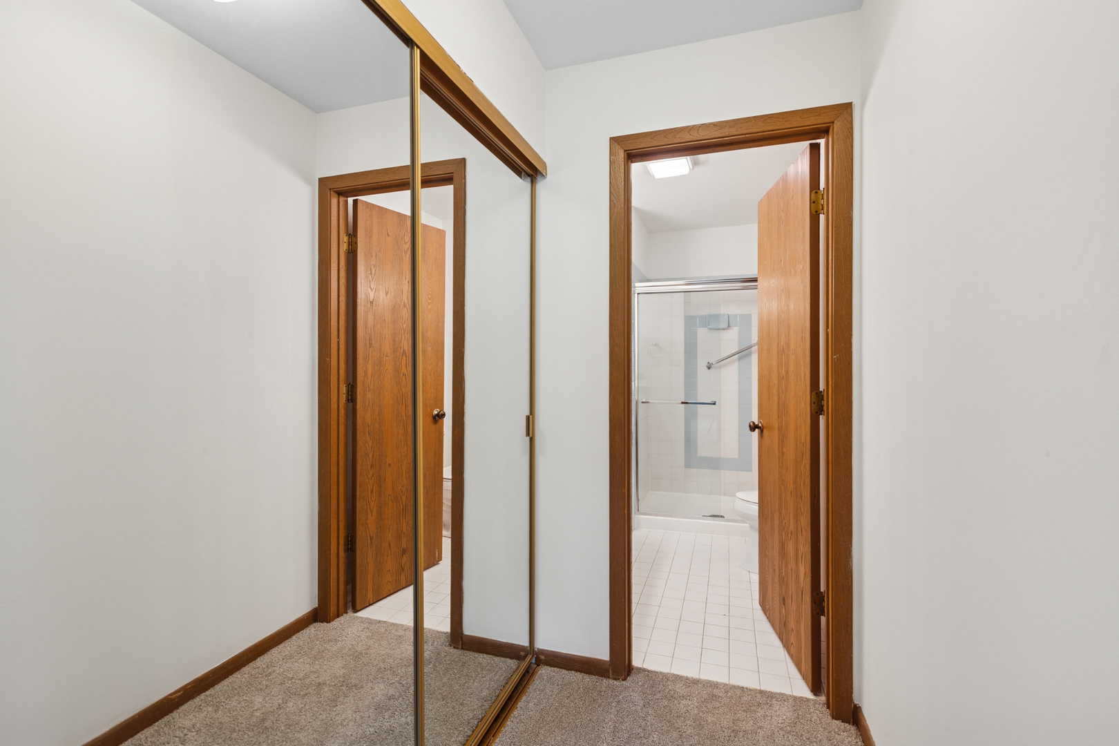 712 Cottonwood Court Unit: 25-B