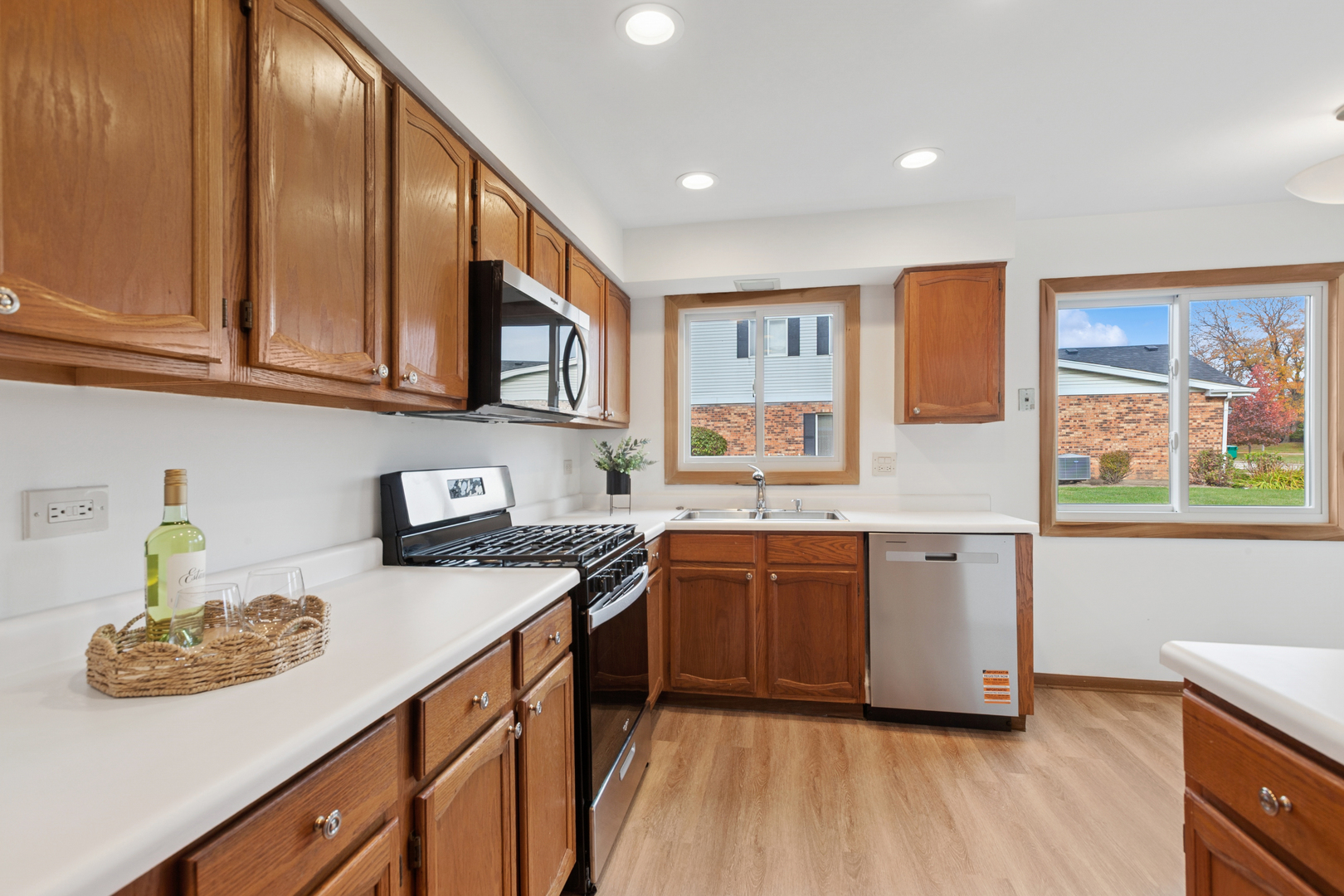 712 Cottonwood Court Unit: 25-B