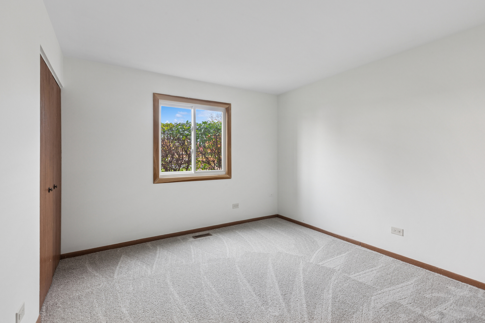 712 Cottonwood Court Unit: 25-B