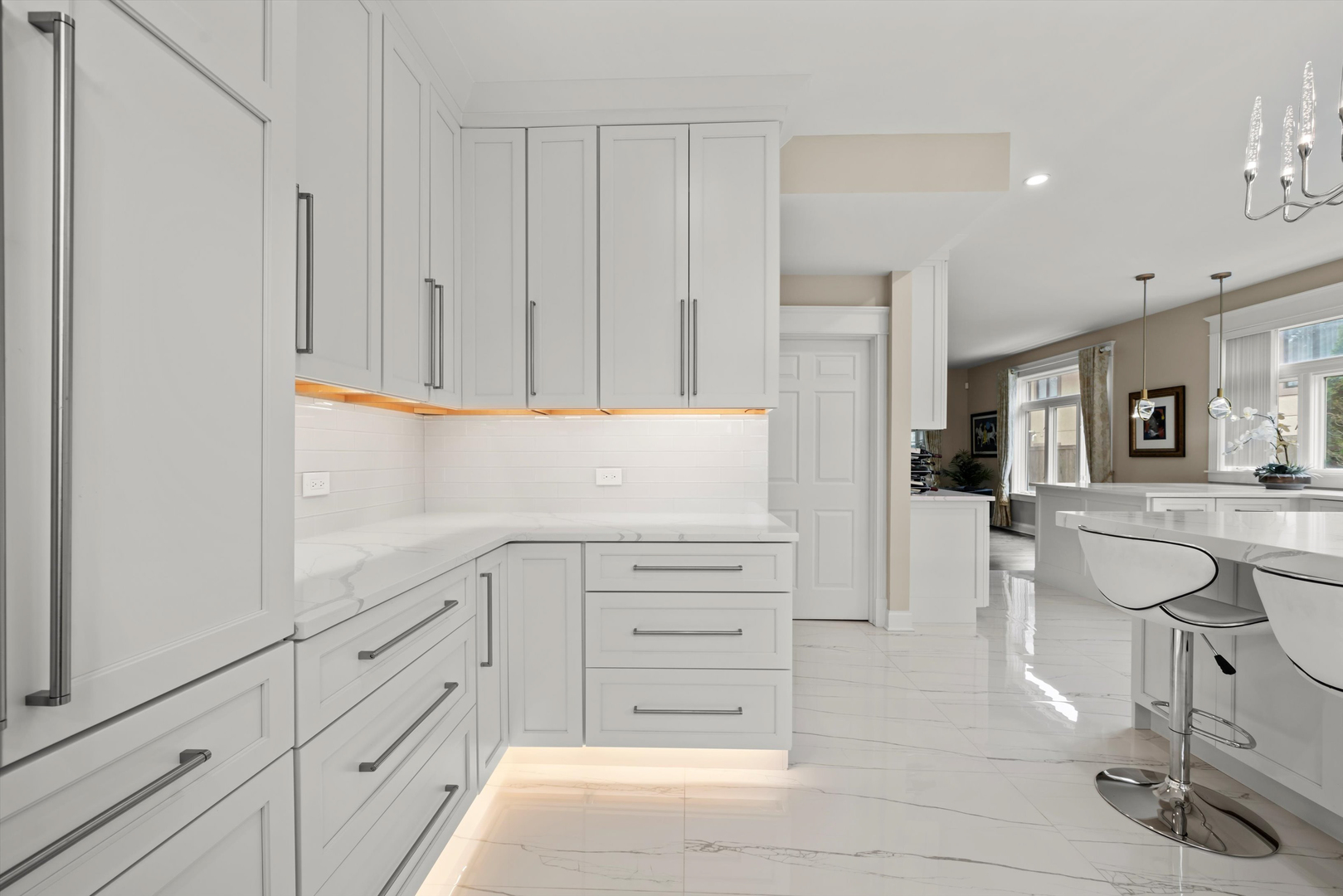 1045 Rosemary Terrace