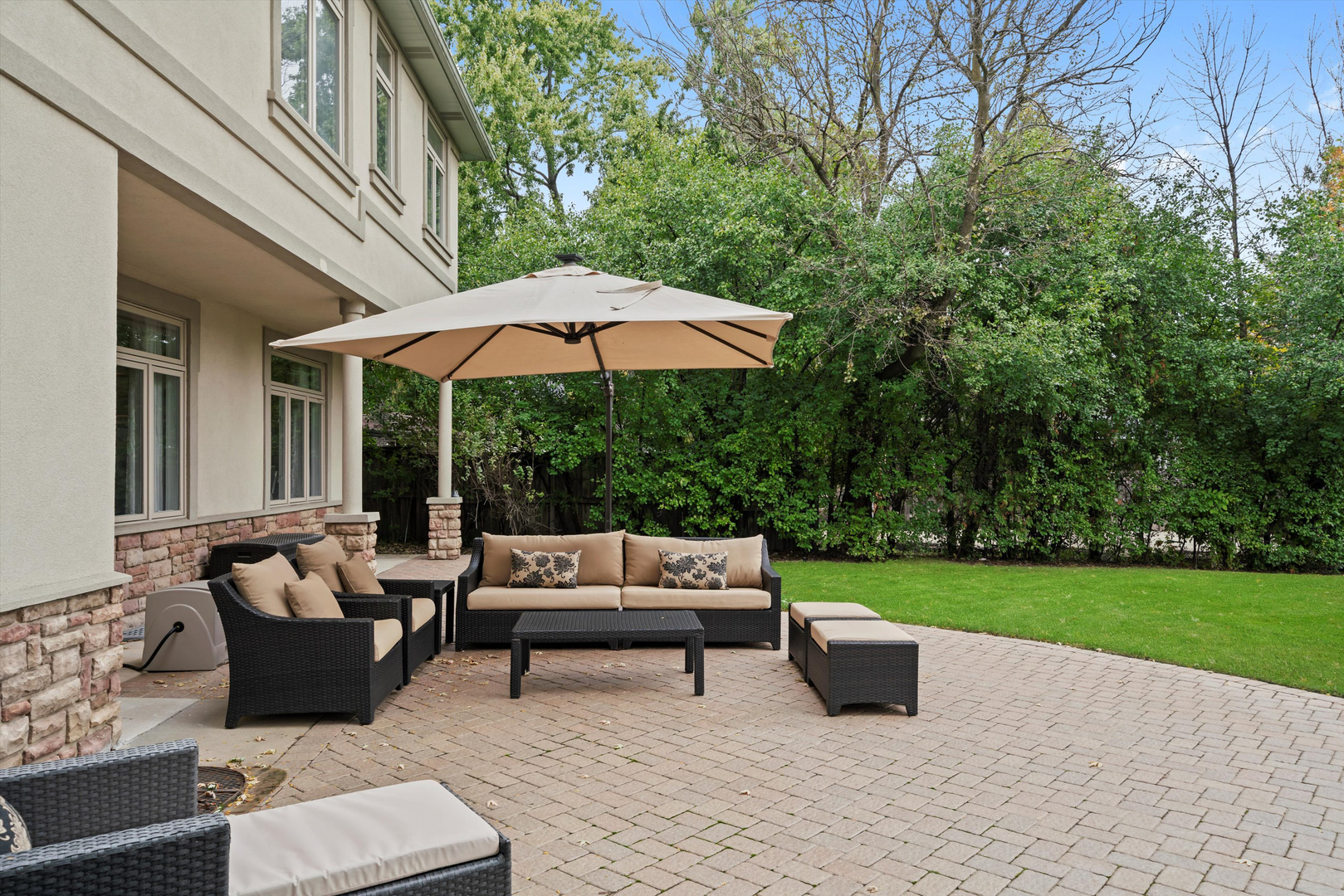 1045 Rosemary Terrace