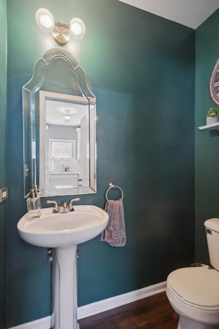 1747 W Pierce Avenue Unit: 2