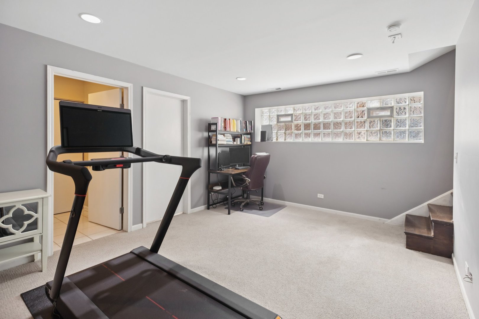 1747 W Pierce Avenue Unit: 2