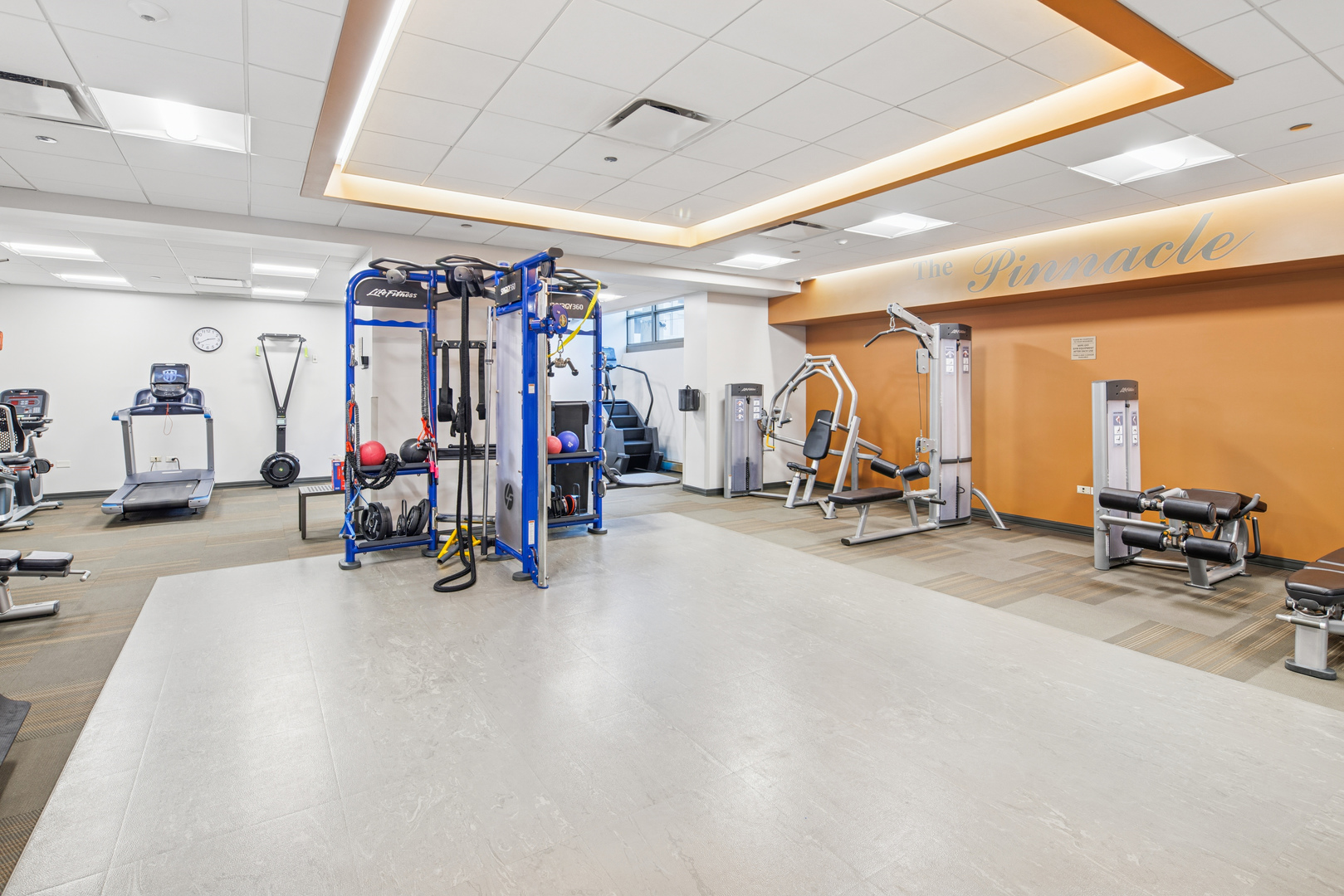 21 E Huron Street Unit: 1101