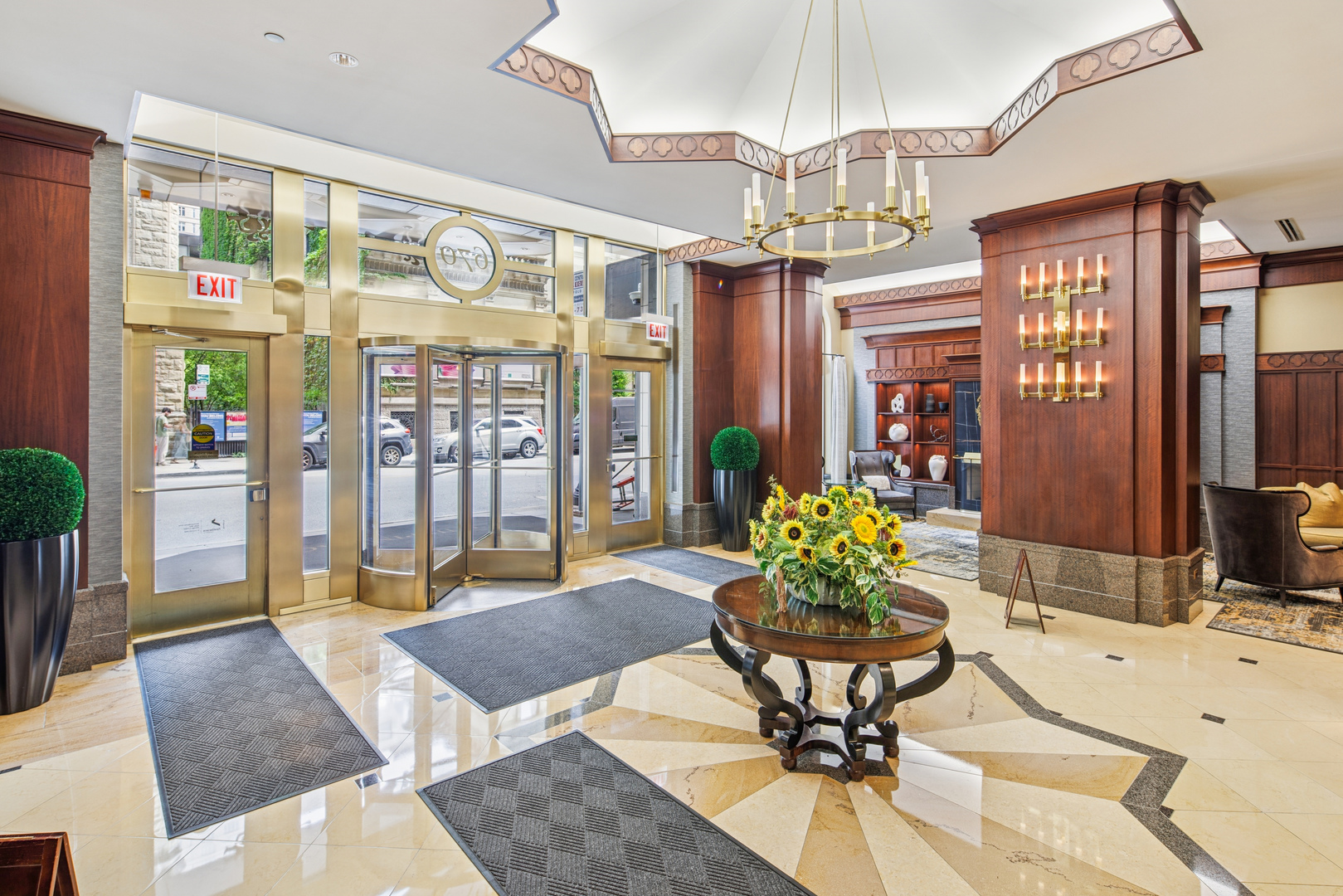 21 E Huron Street Unit: 1101