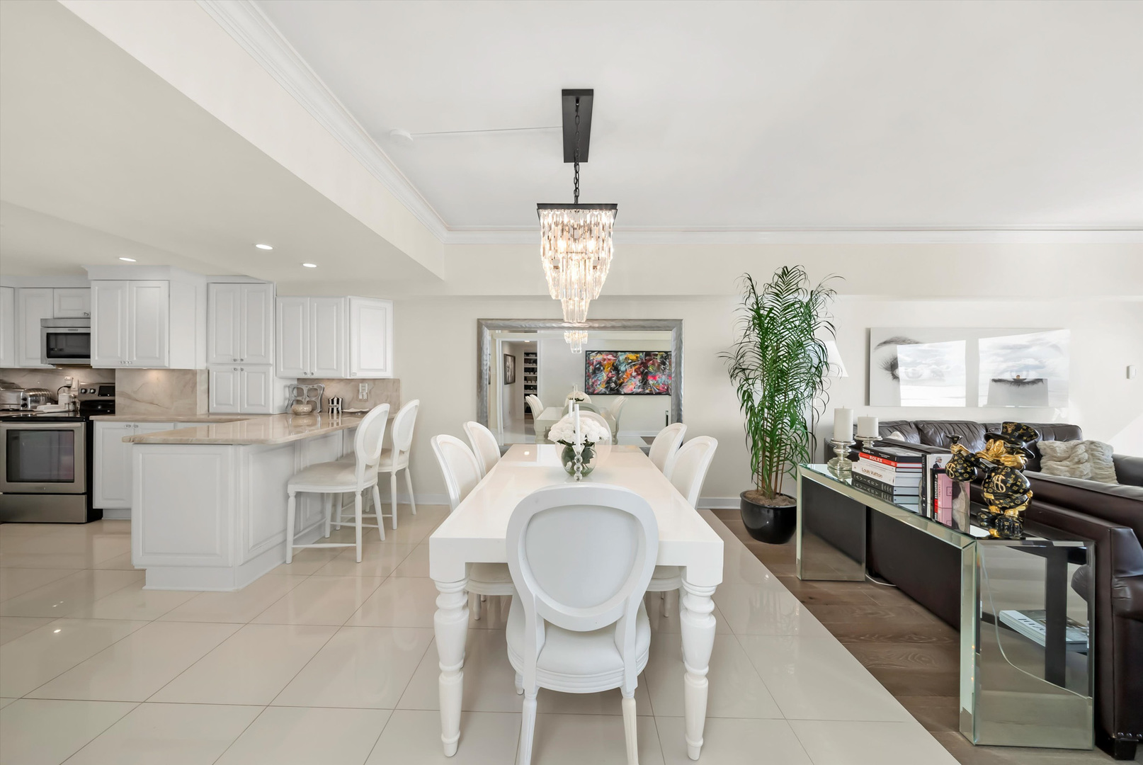 175 E Delaware Place Unit: 7107