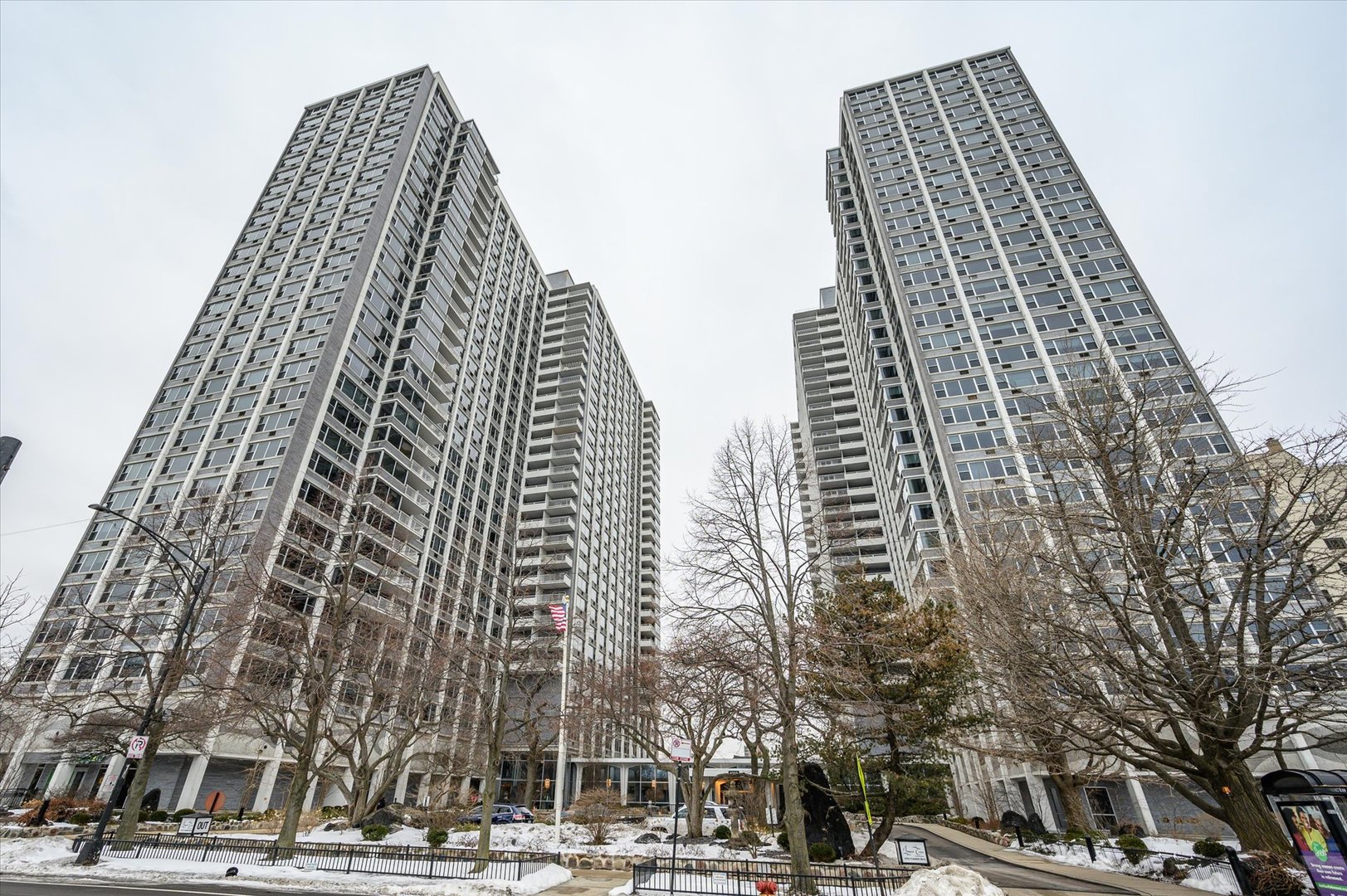 4250 N Marine Drive Unit: 1523