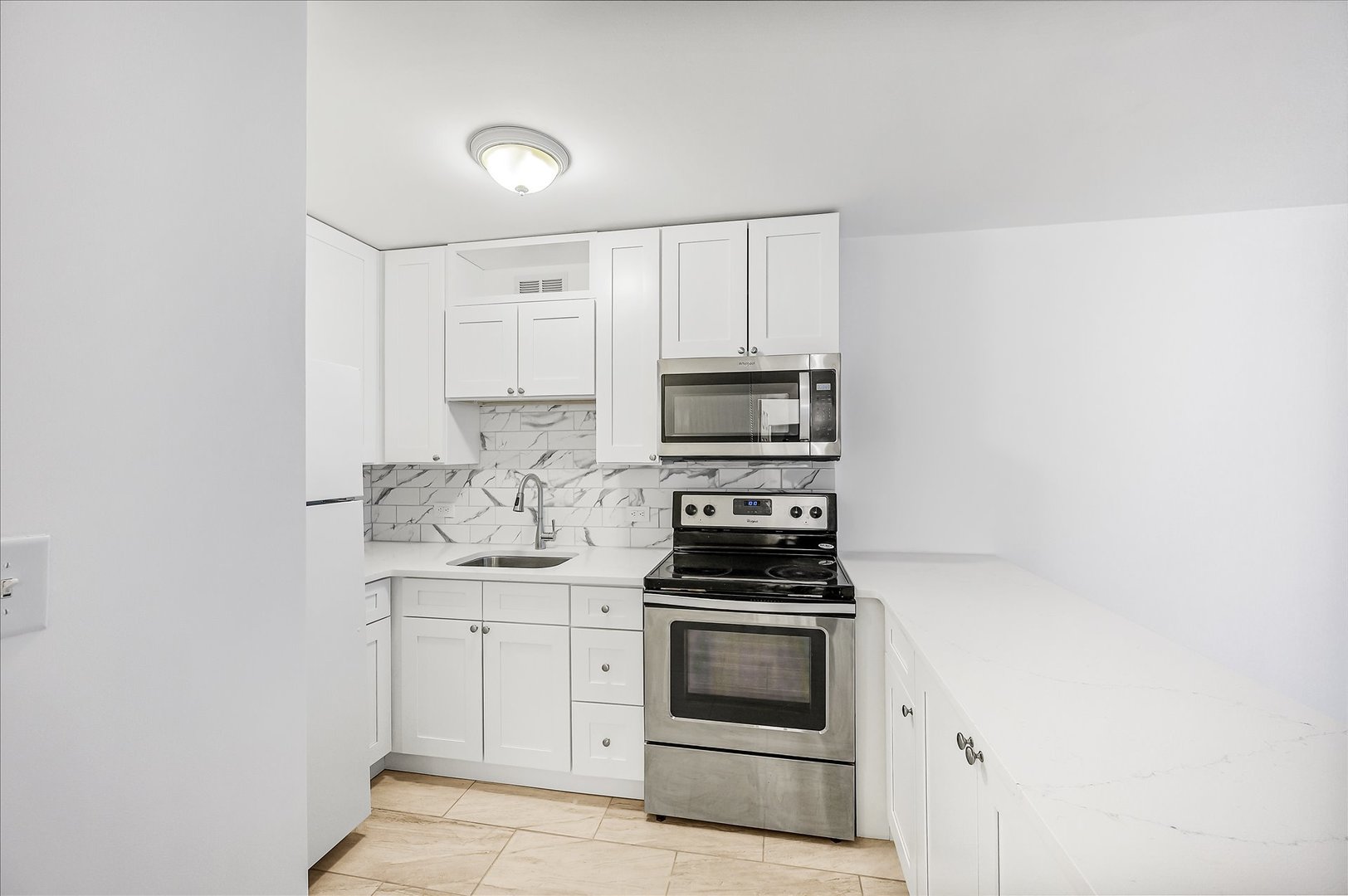 4250 N Marine Drive Unit: 1523
