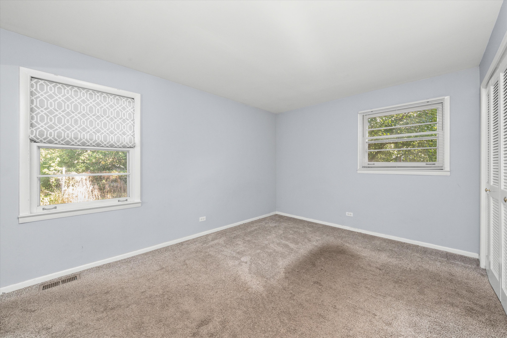 824 Oxford Street