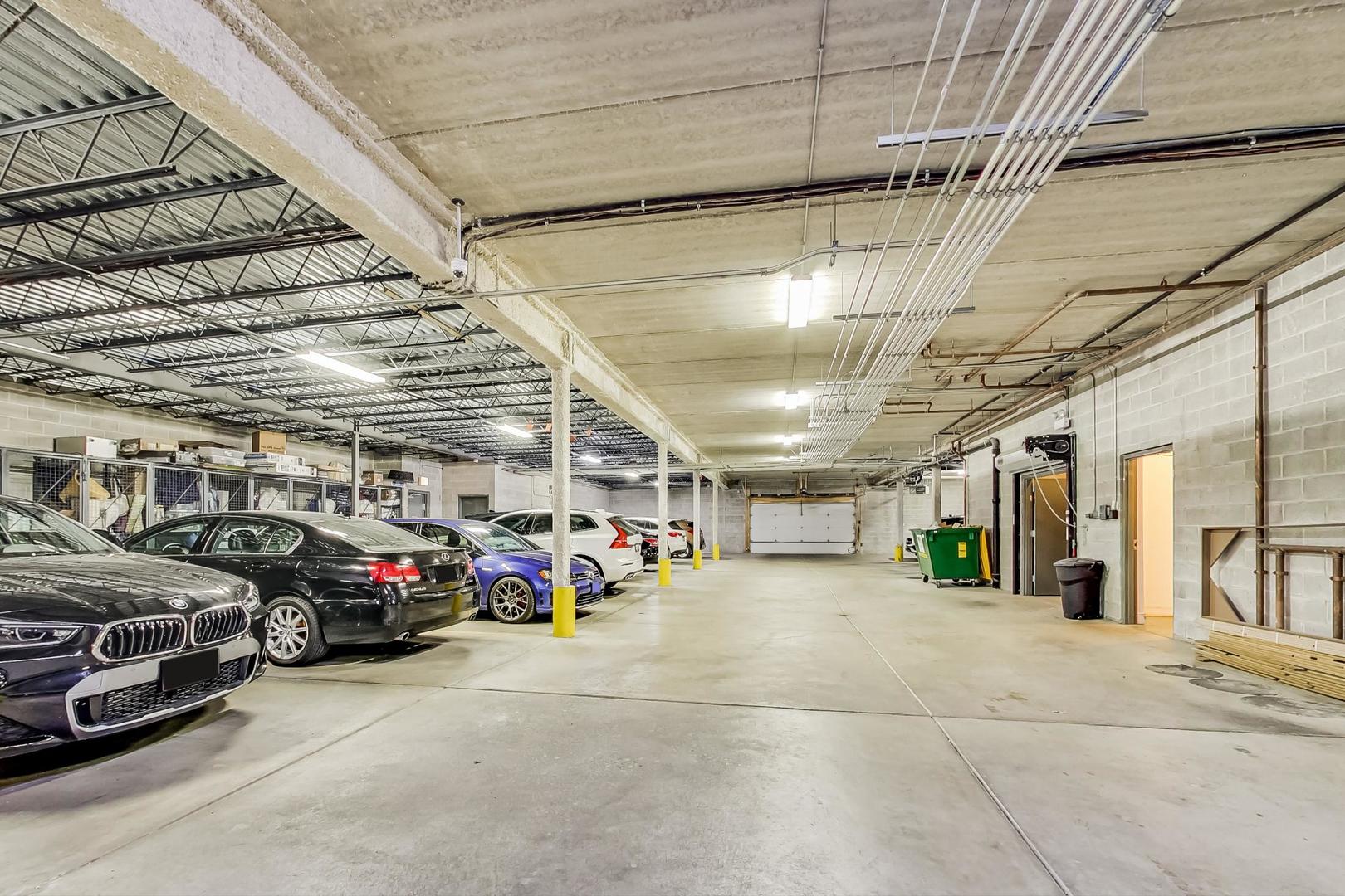 1317 N Larrabee Street Unit: 304