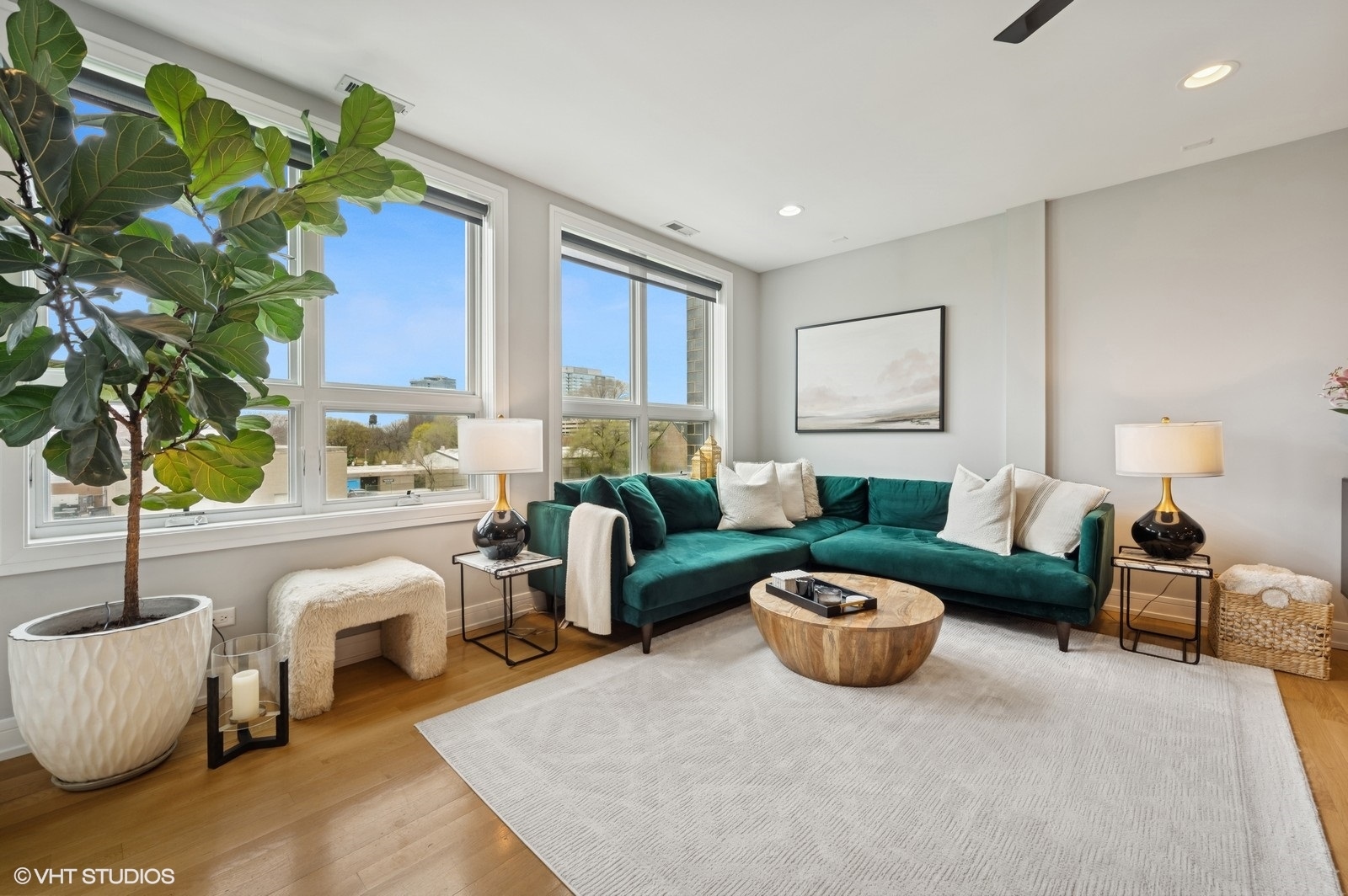 1317 N Larrabee Street Unit: 304