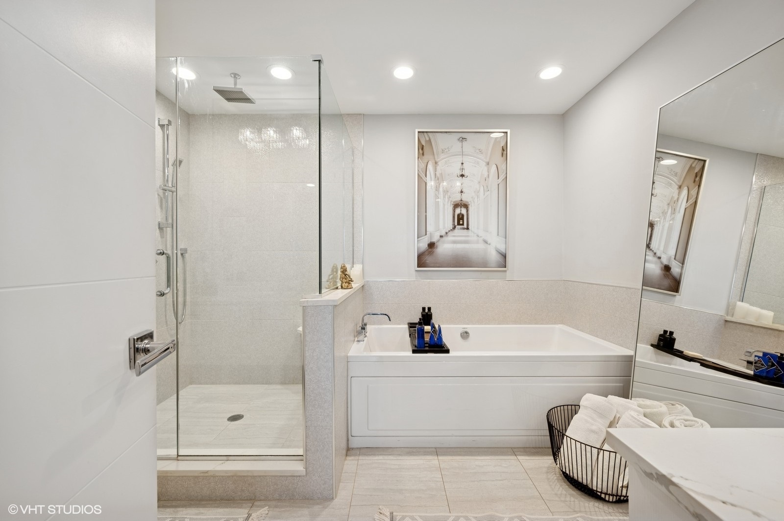 1317 N Larrabee Street Unit: 304