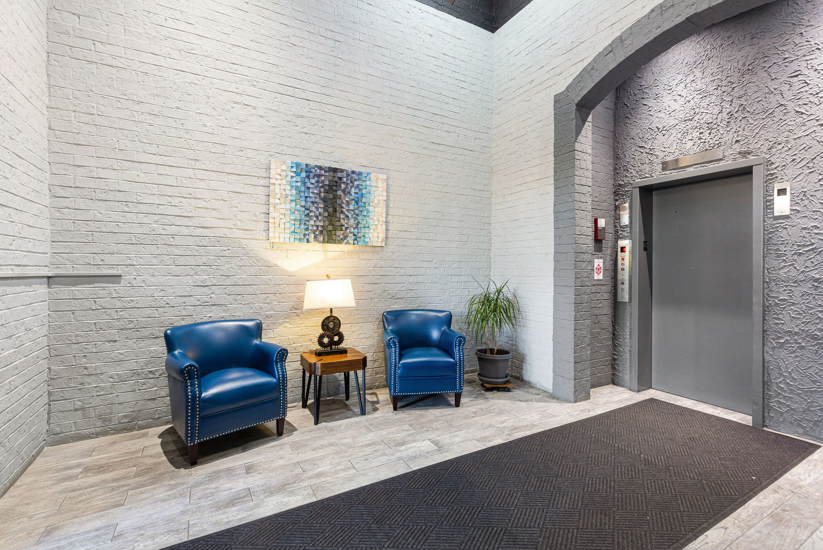 450 Plum Creek Drive Unit: 410