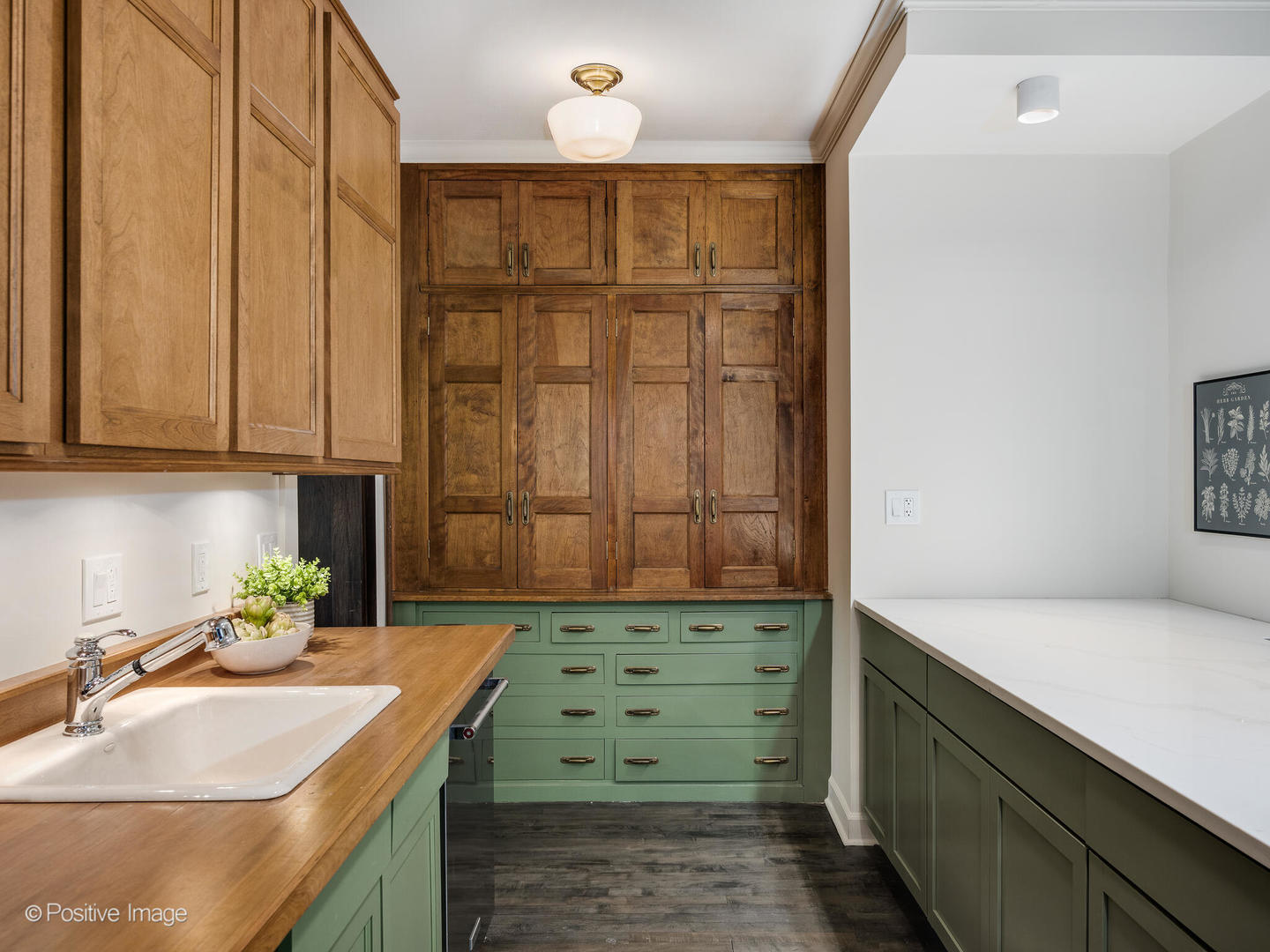 4616 N Magnolia Avenue Unit: 1