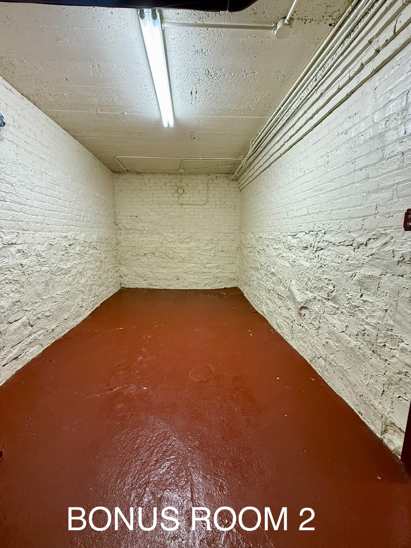 4616 N Magnolia Avenue Unit: 1