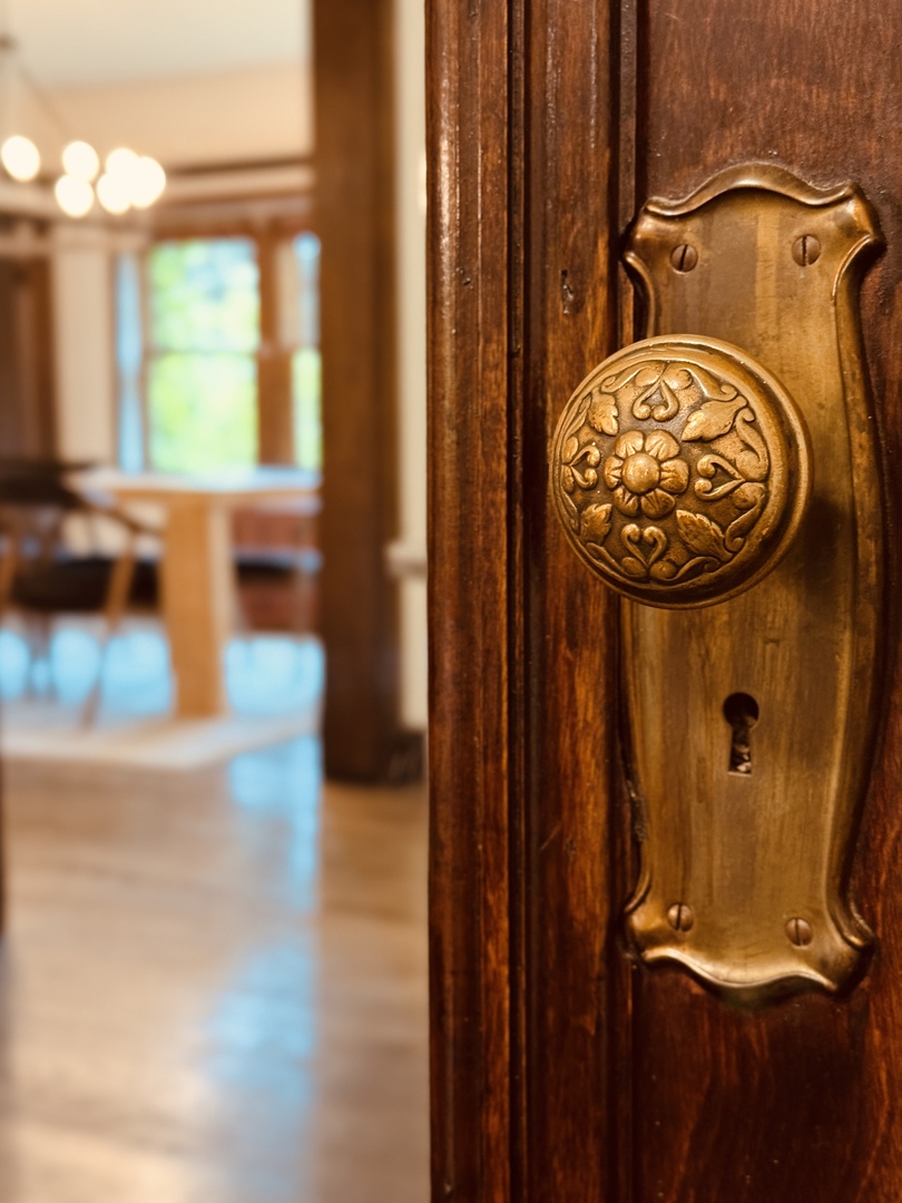 4616 N Magnolia Avenue Unit: 1