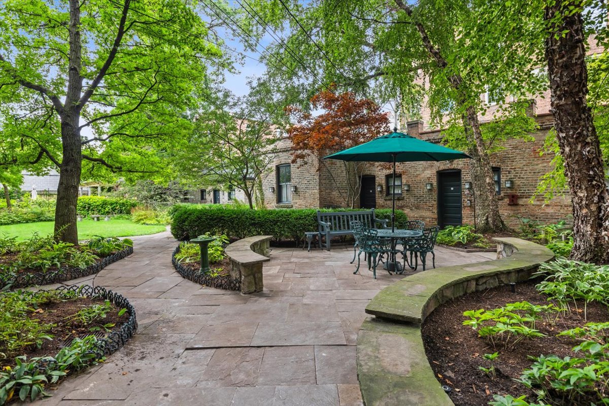 4616 N Magnolia Avenue Unit: 1