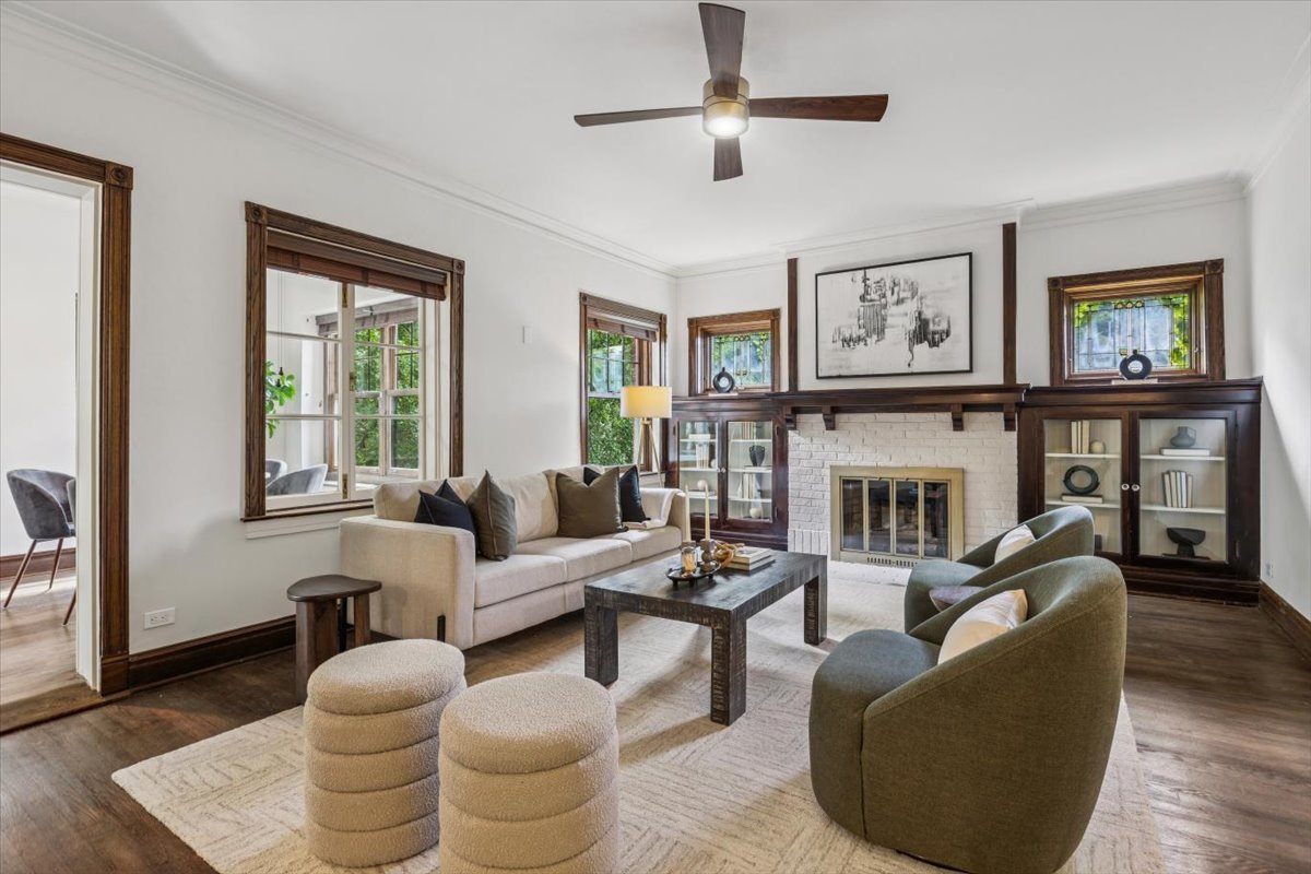 4616 N Magnolia Avenue Unit: 1