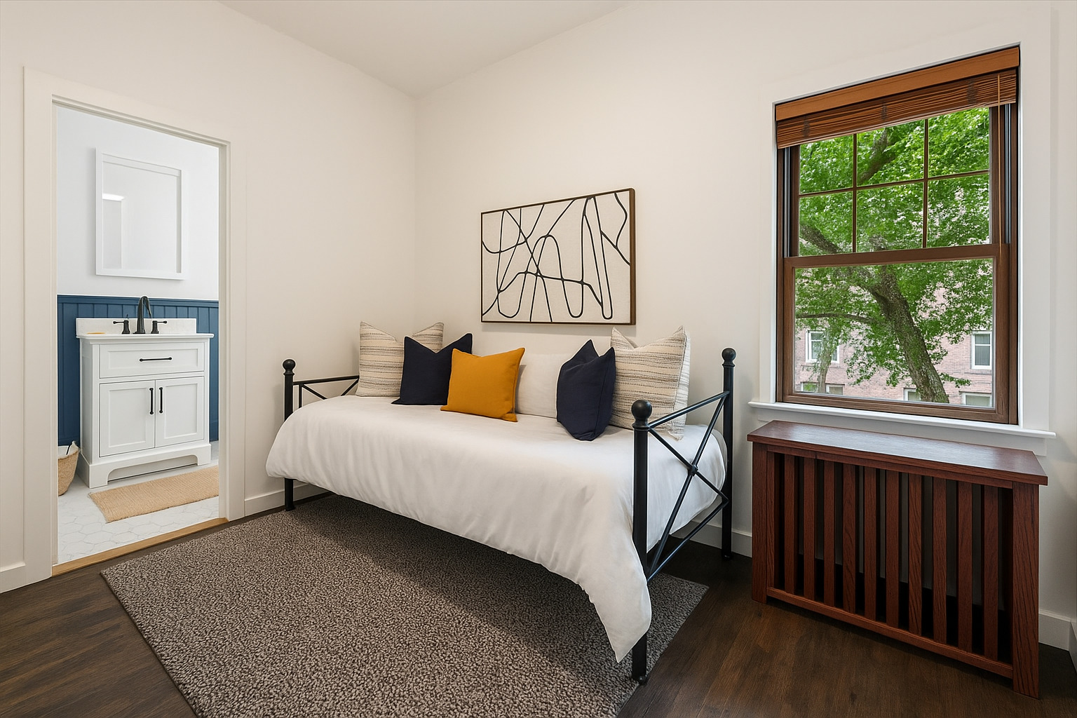 4616 N Magnolia Avenue Unit: 1