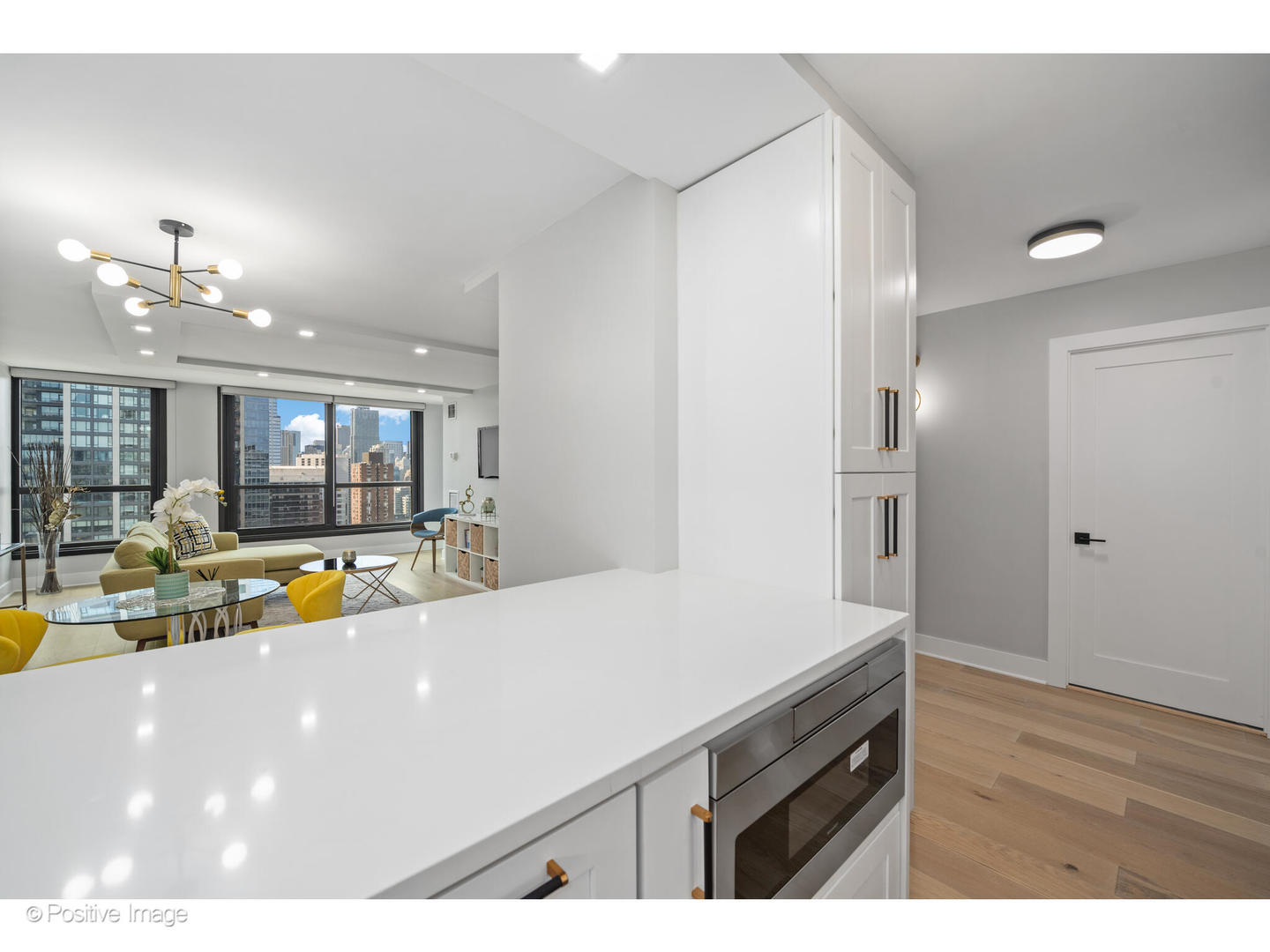 1030 N State Street Unit: 21K