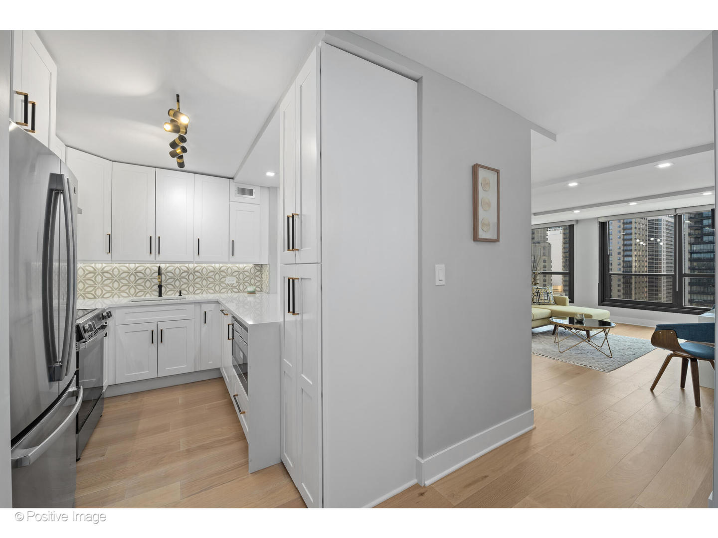 1030 N State Street Unit: 21K