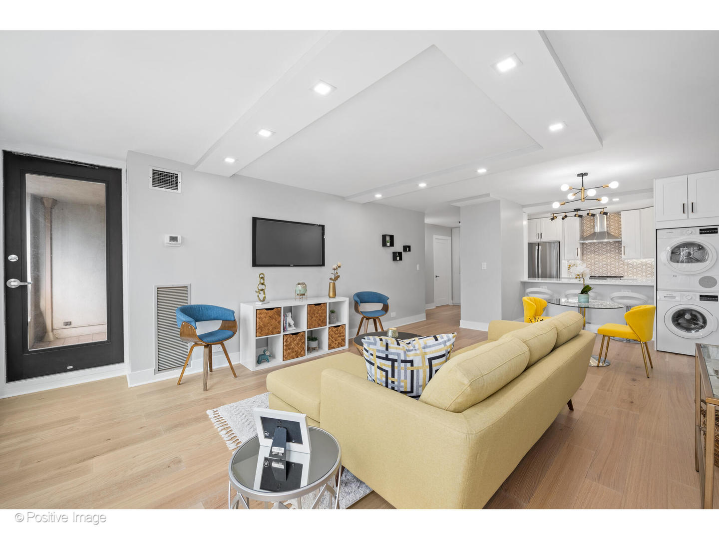 1030 N State Street Unit: 21K