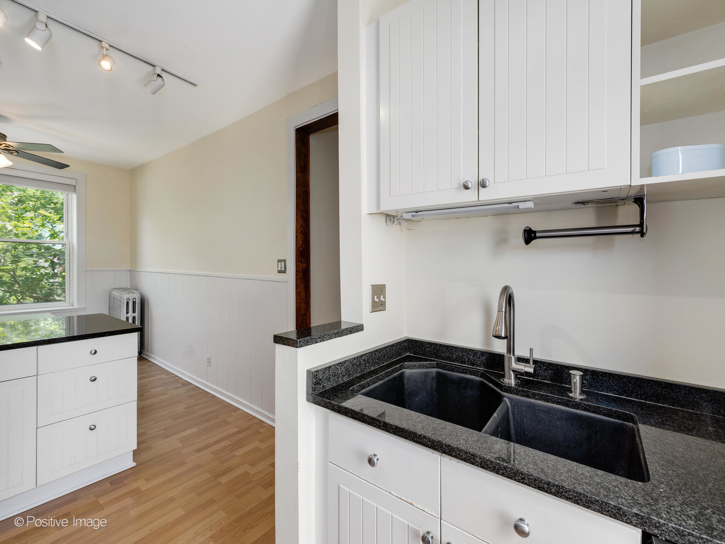 2116 N Seminary Avenue Unit: 28