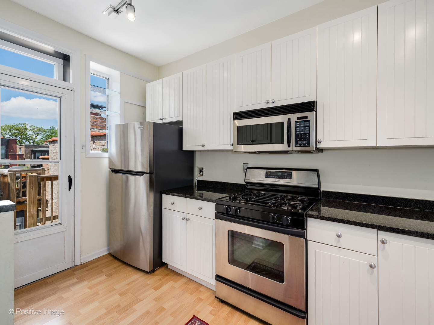 2116 N Seminary Avenue Unit: 28