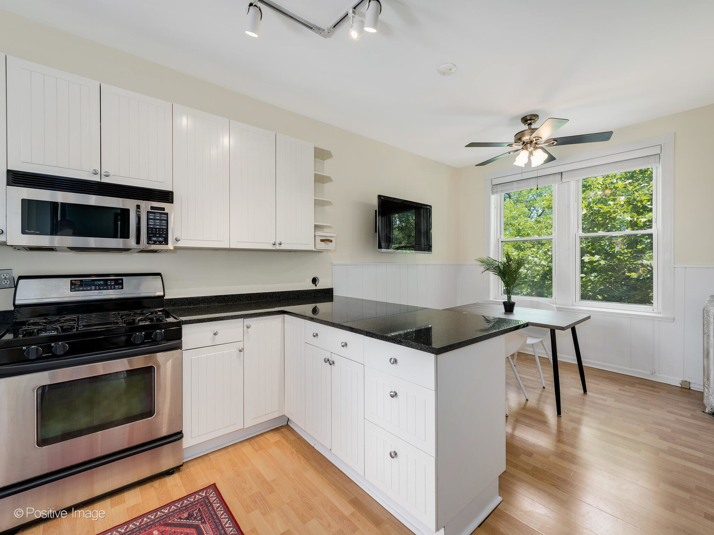 2116 N Seminary Avenue Unit: 28