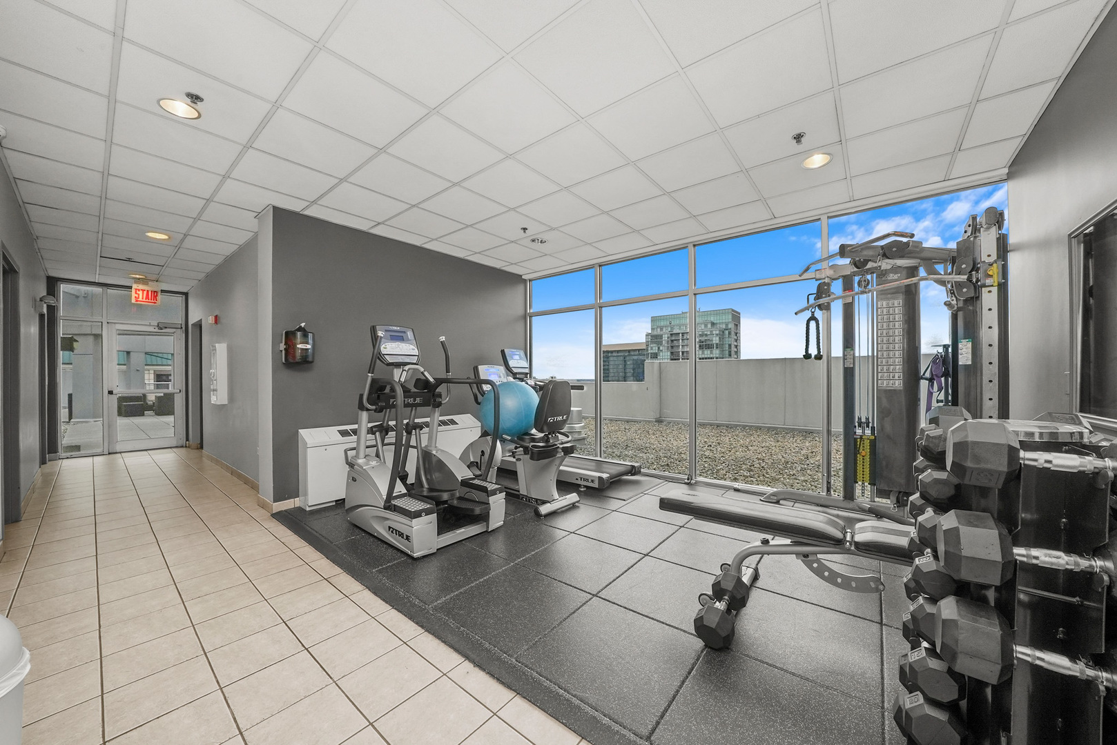 421 W HURON Street Unit: 1407