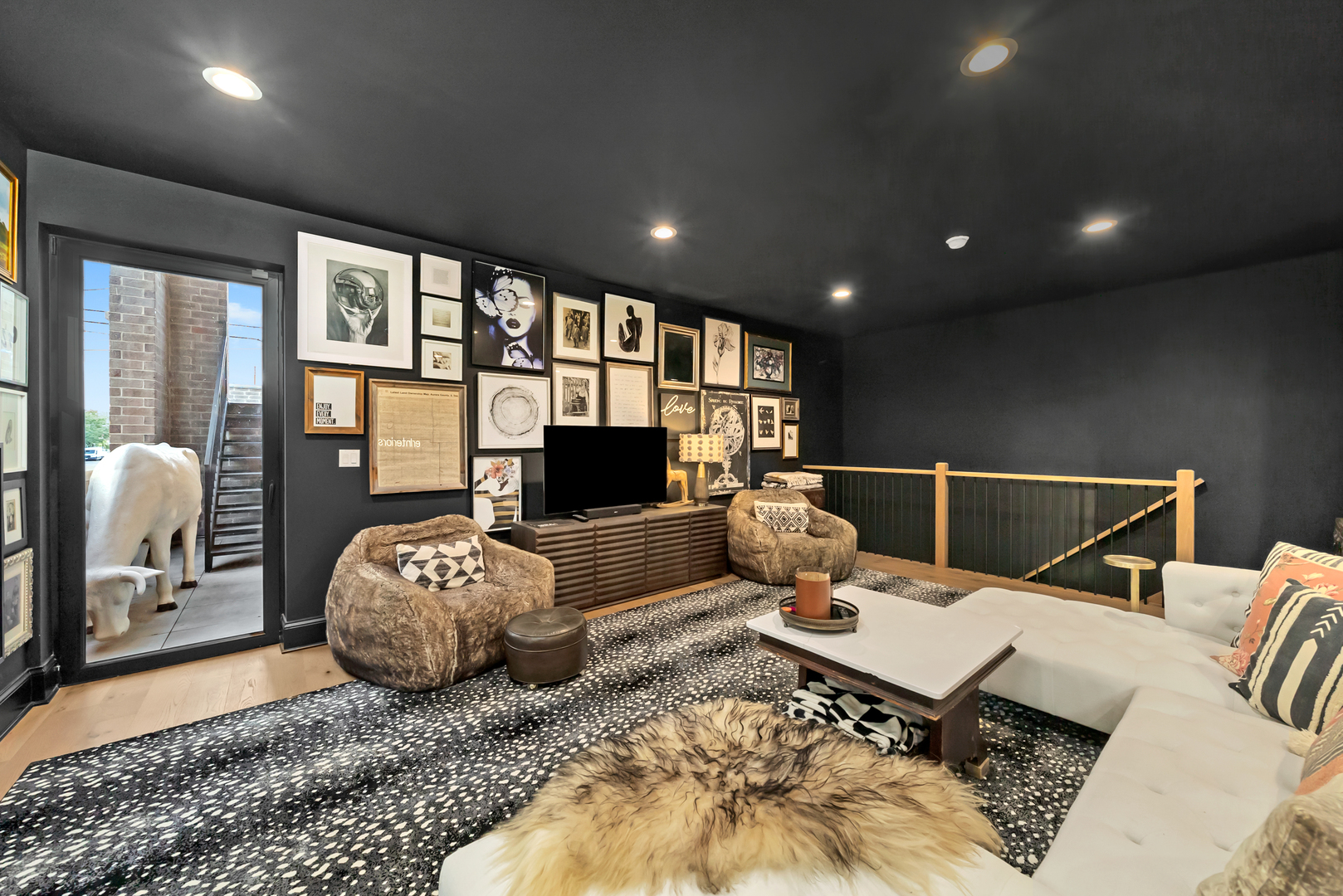 1532 W Ohio Street Unit: 1