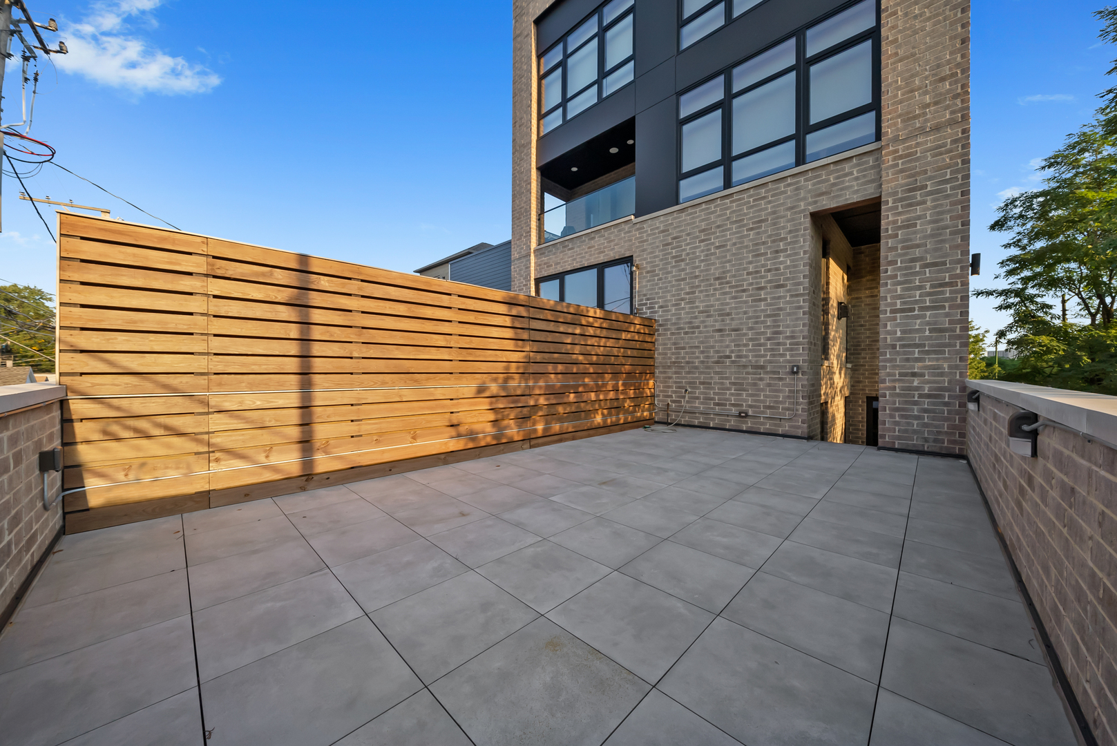 1532 W Ohio Street Unit: 1