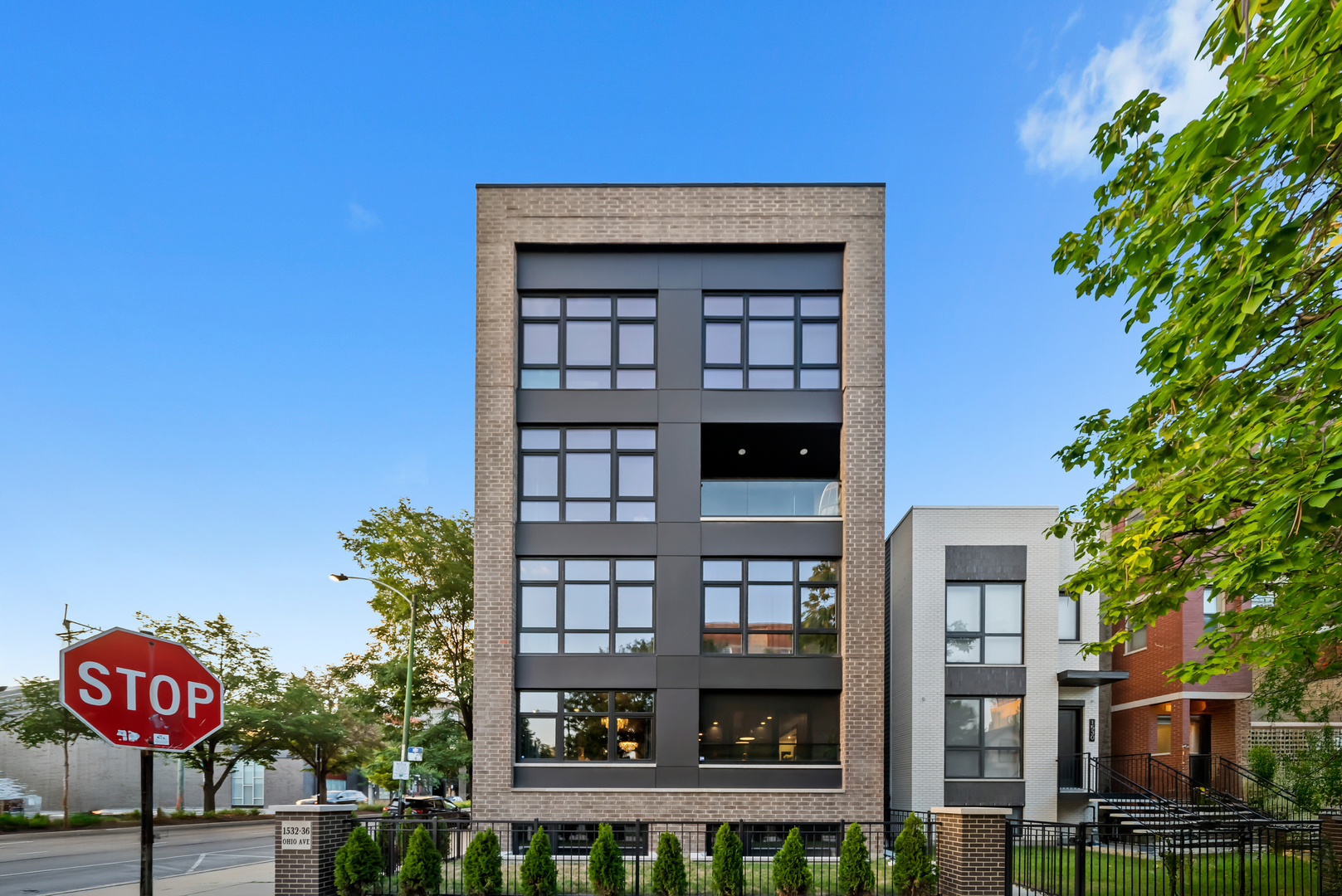 1532 W Ohio Street Unit: 1