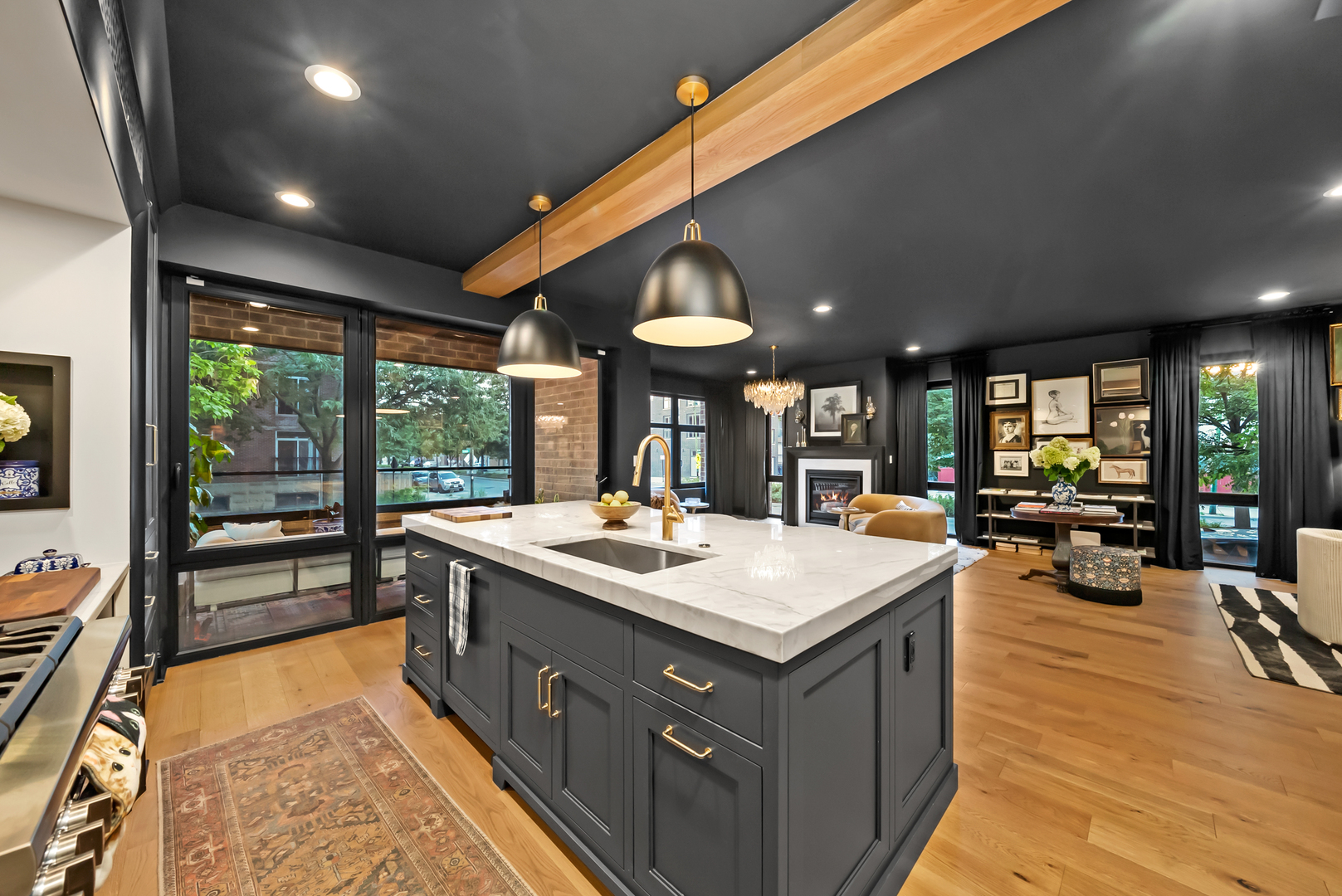 1532 W Ohio Street Unit: 1