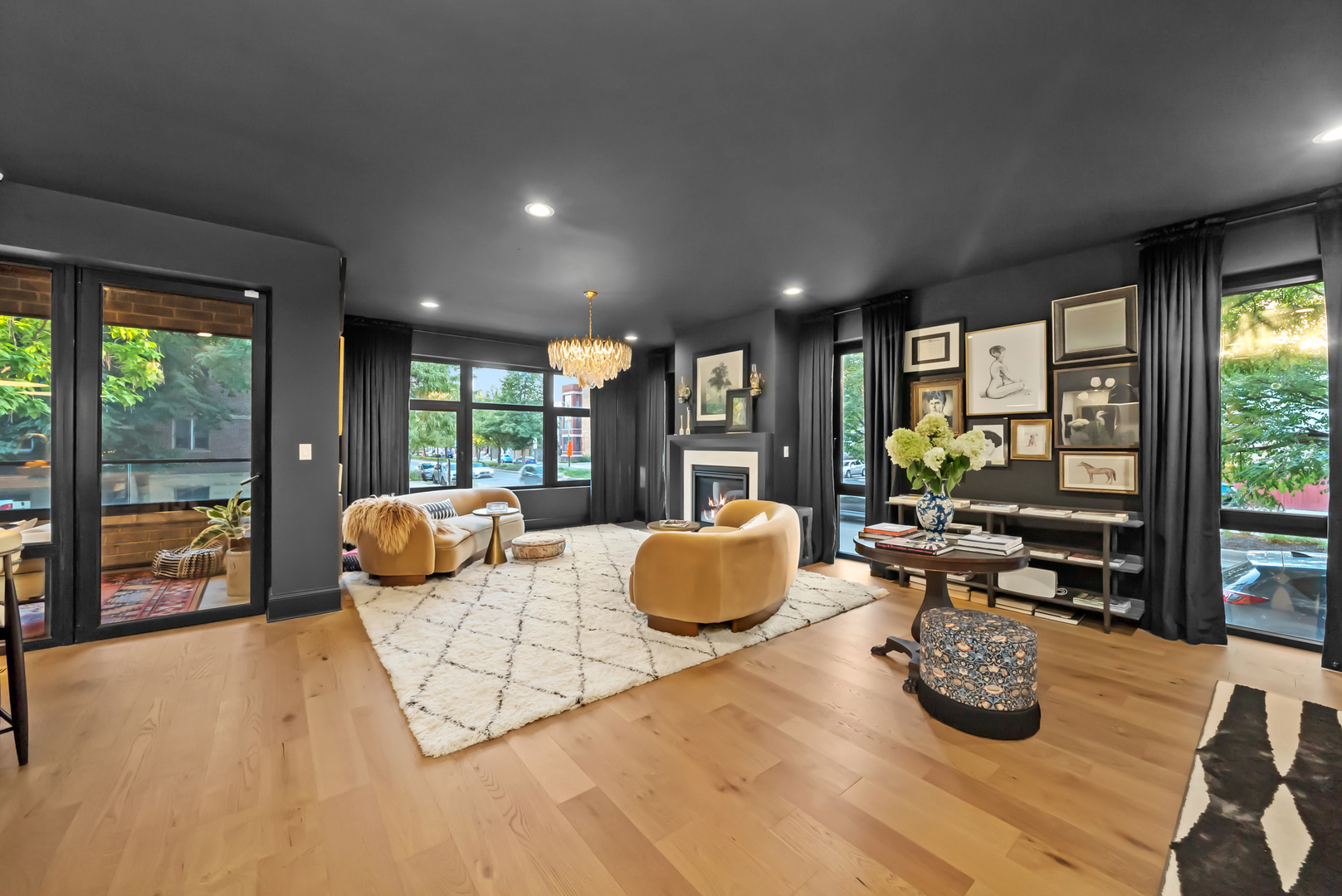 1532 W Ohio Street Unit: 1