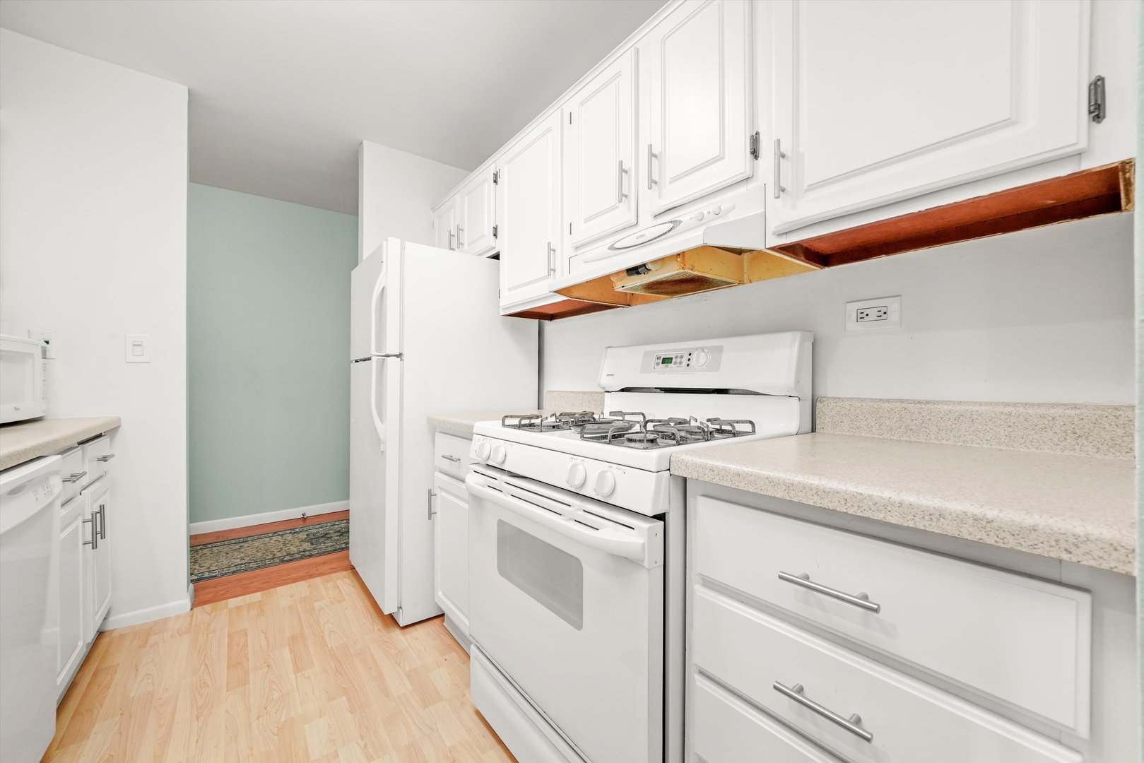 1926 Prairie Square Unit: 210B