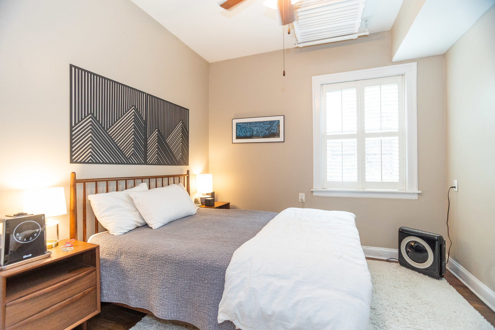 1748 W Granville Avenue Unit: G