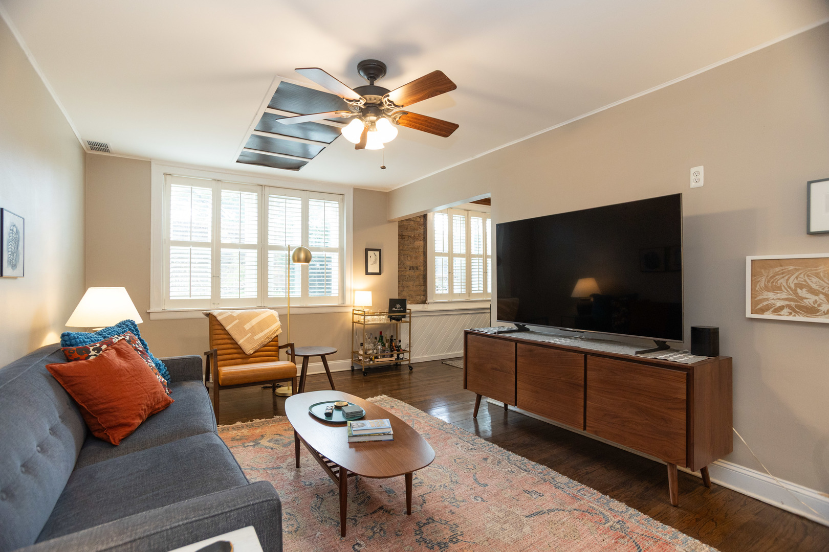 1748 W Granville Avenue Unit: G